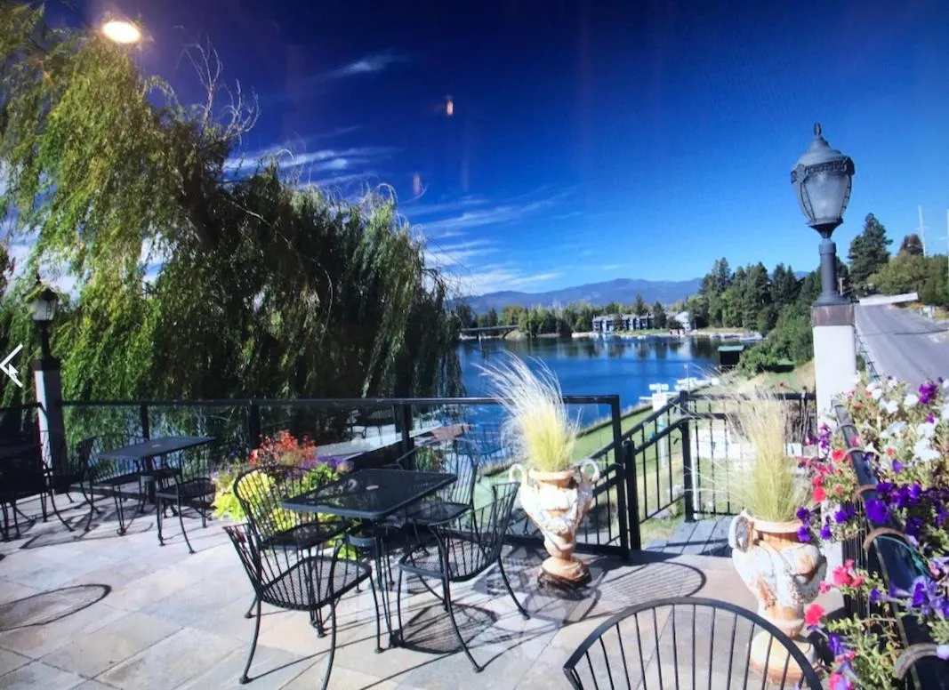 Patio in Swan River Inn