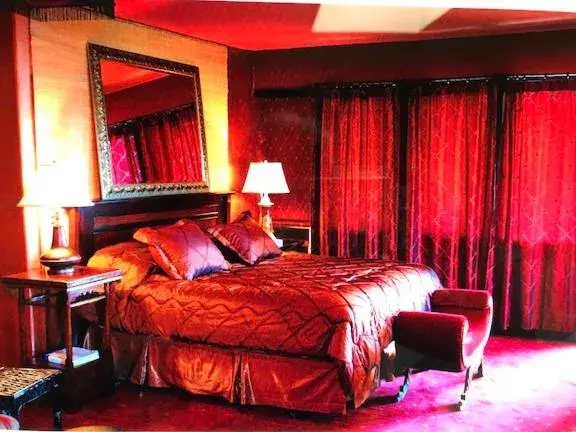 One-Bedroom King Suite in Swan River Inn One-Bedroom King Suite in Swan River Inn