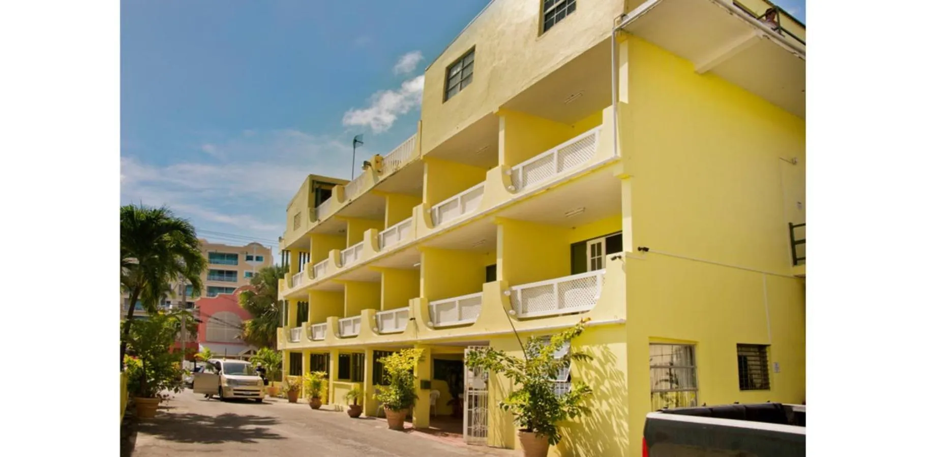 Property building in Meridian Inn