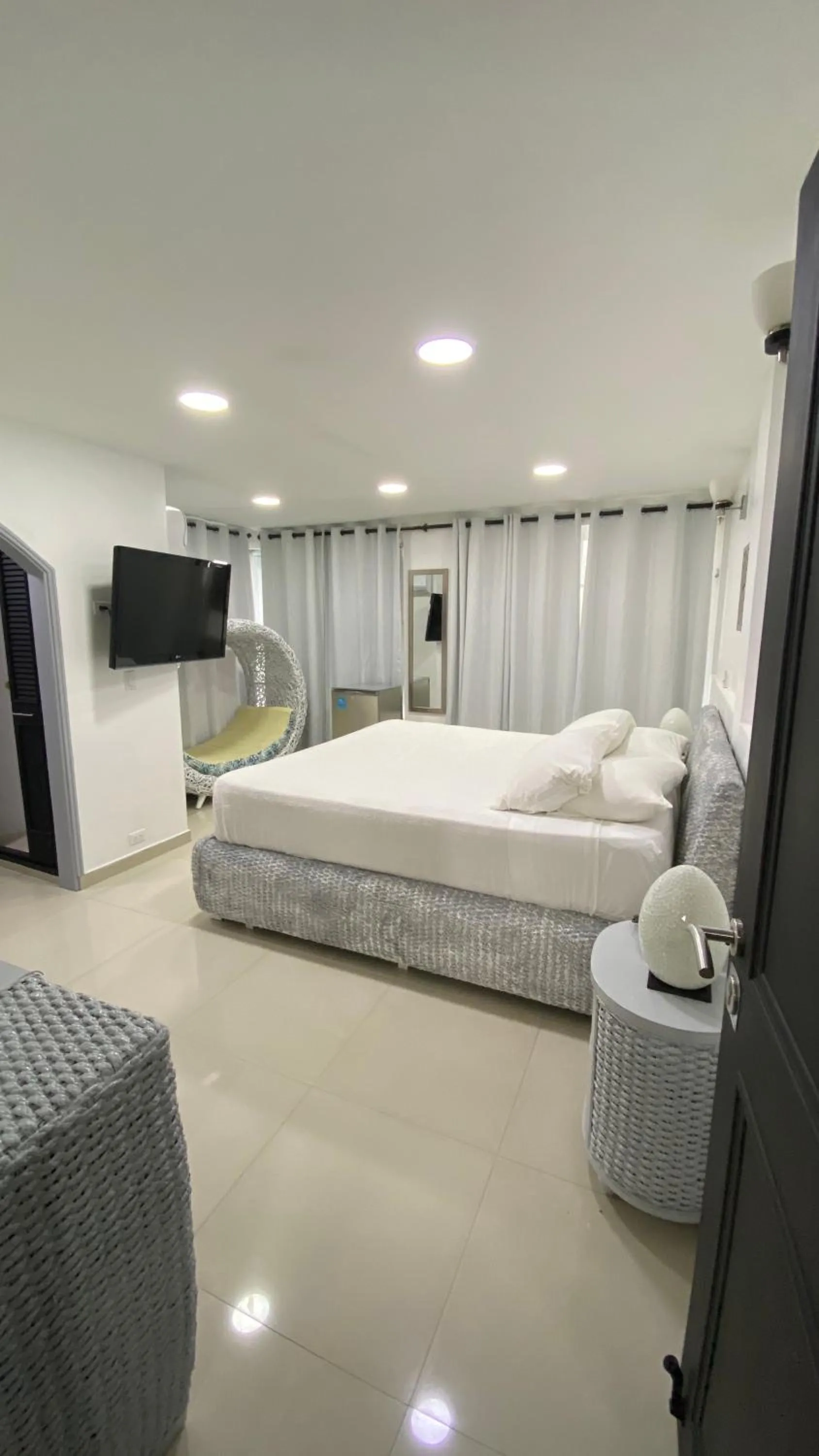 Bedroom, Bed in Le Castel Blanc Hotel Boutique