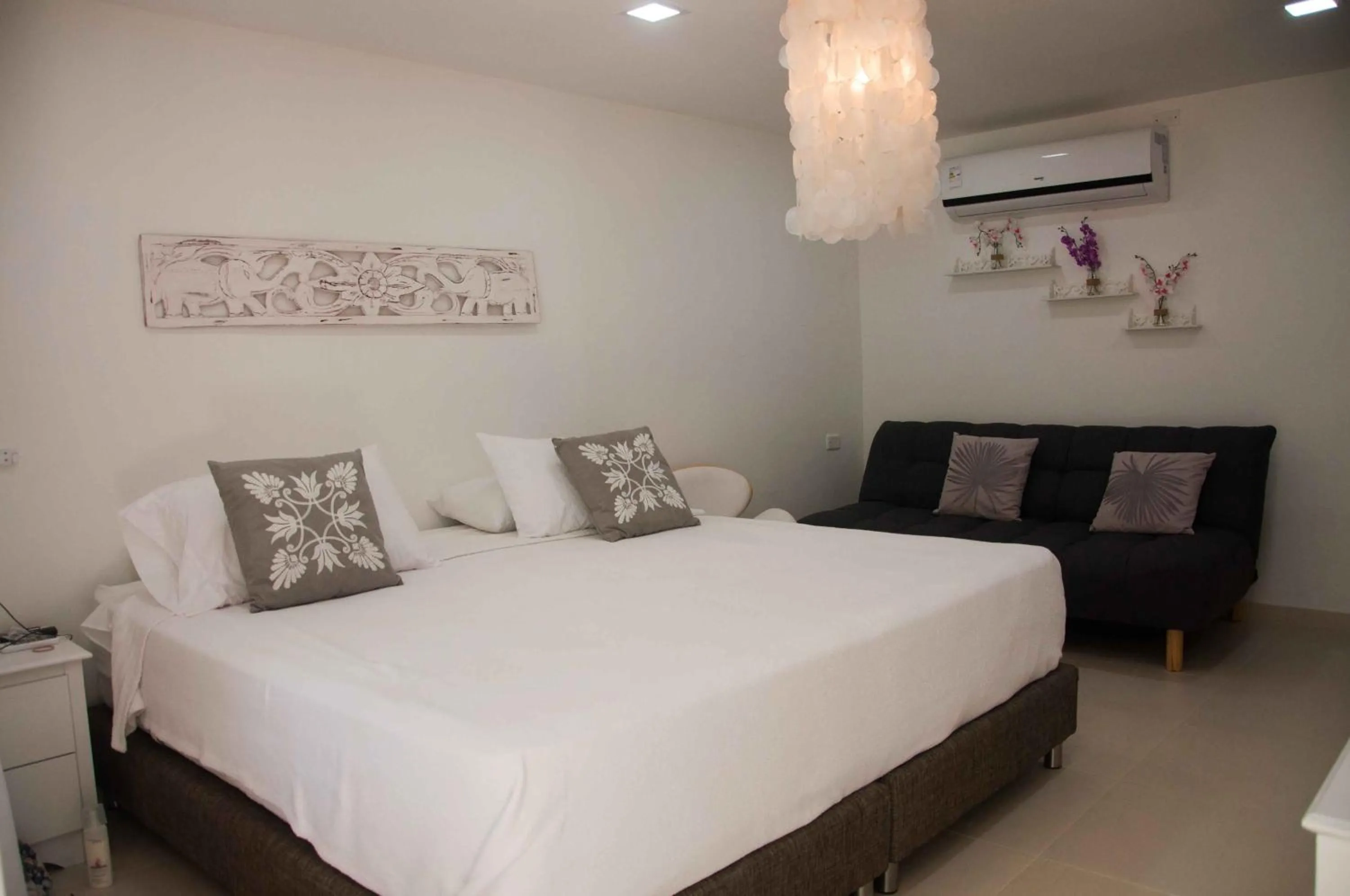 Bed in Le Castel Blanc Hotel Boutique