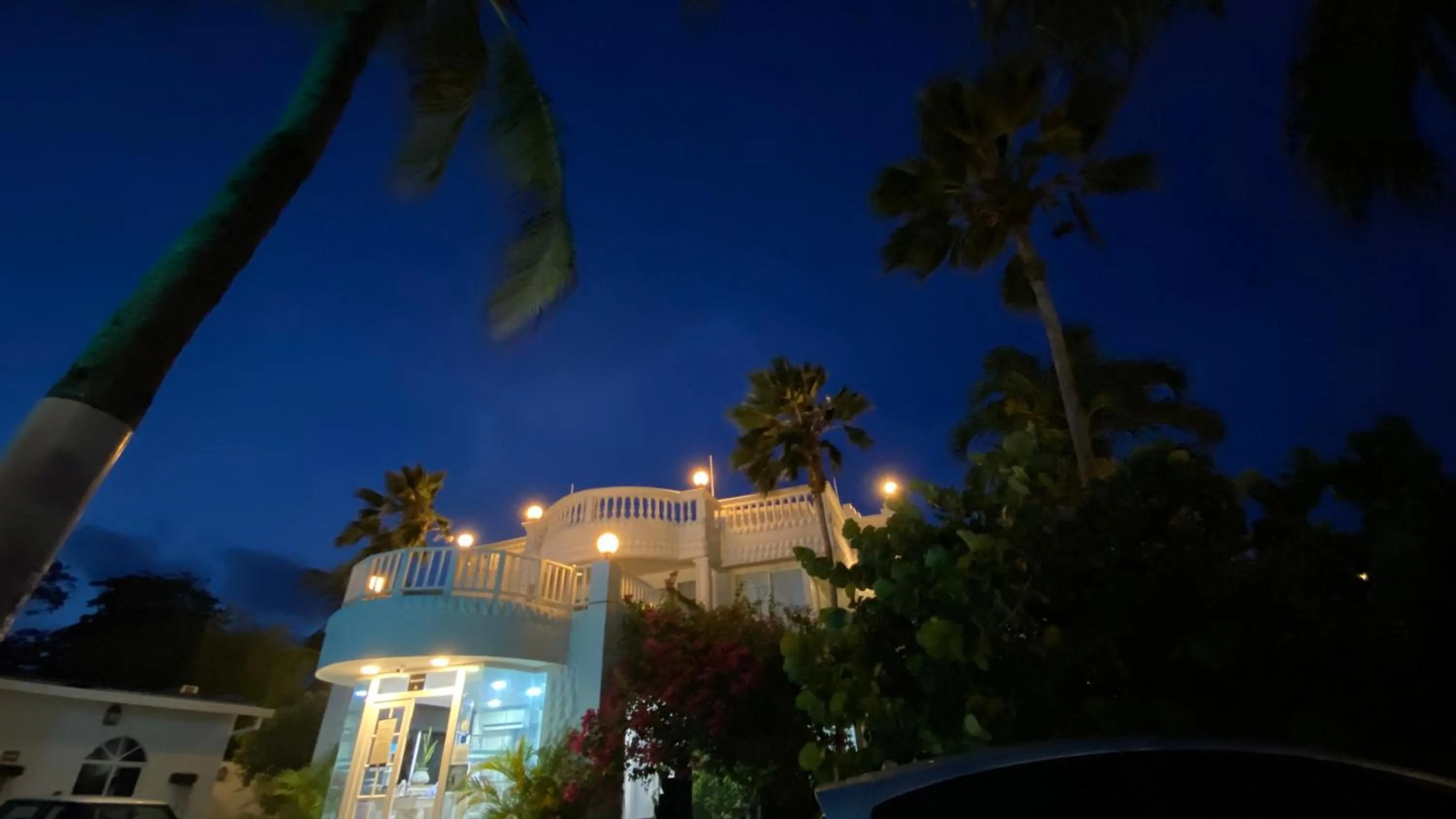 Le Castel Blanc Hotel Boutique