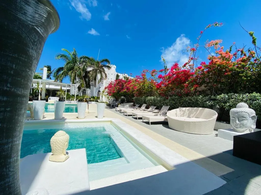Pool view in Le Castel Blanc Hotel Boutique