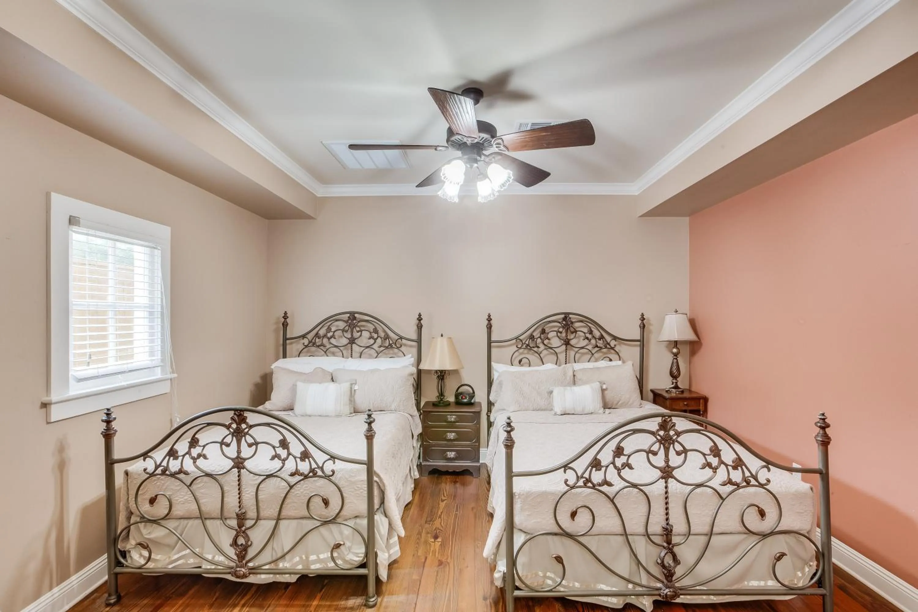 Bedroom in New Orleans Jazz Quarters