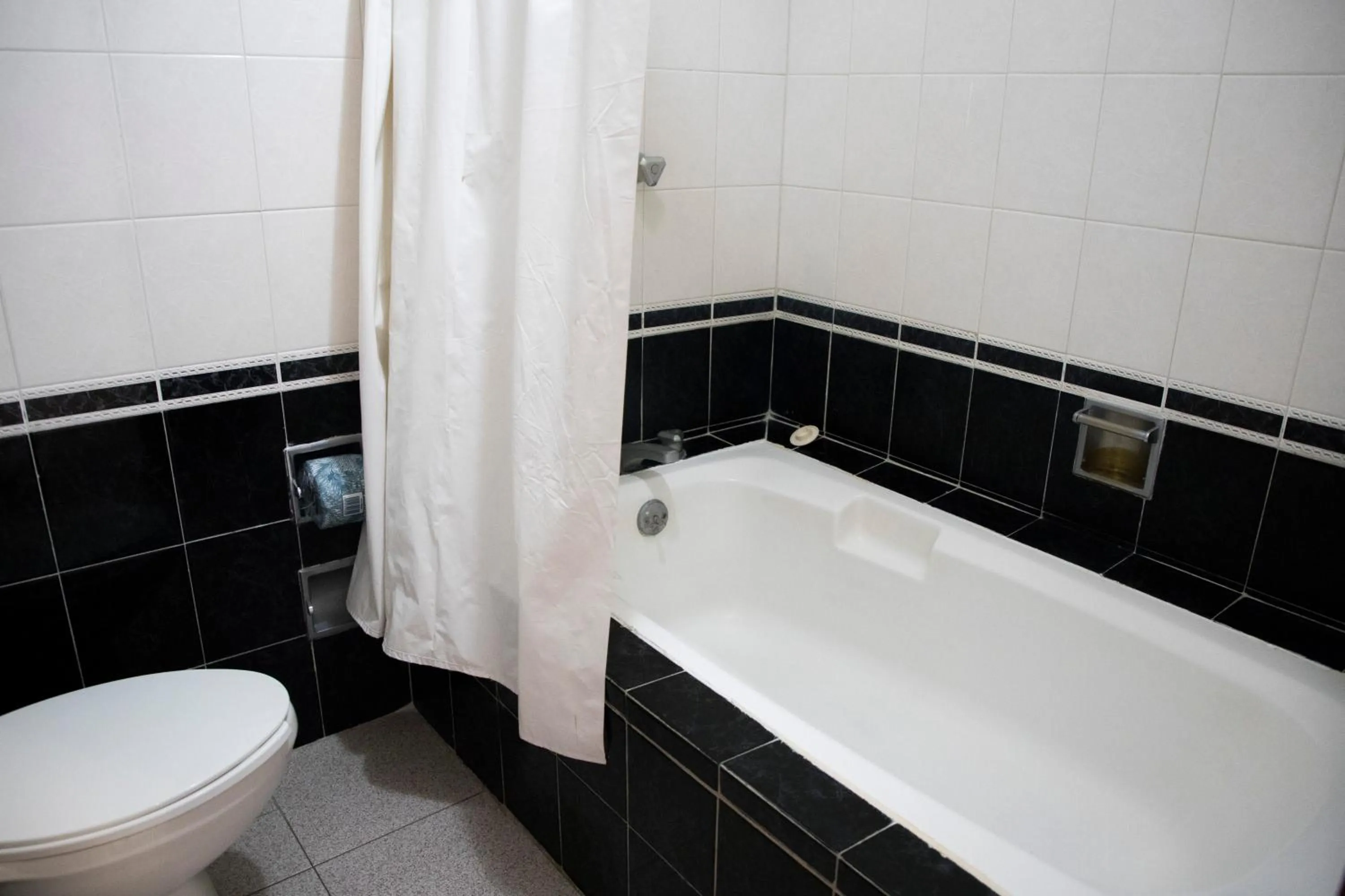 Bathroom in Hotel Lois Veracruz