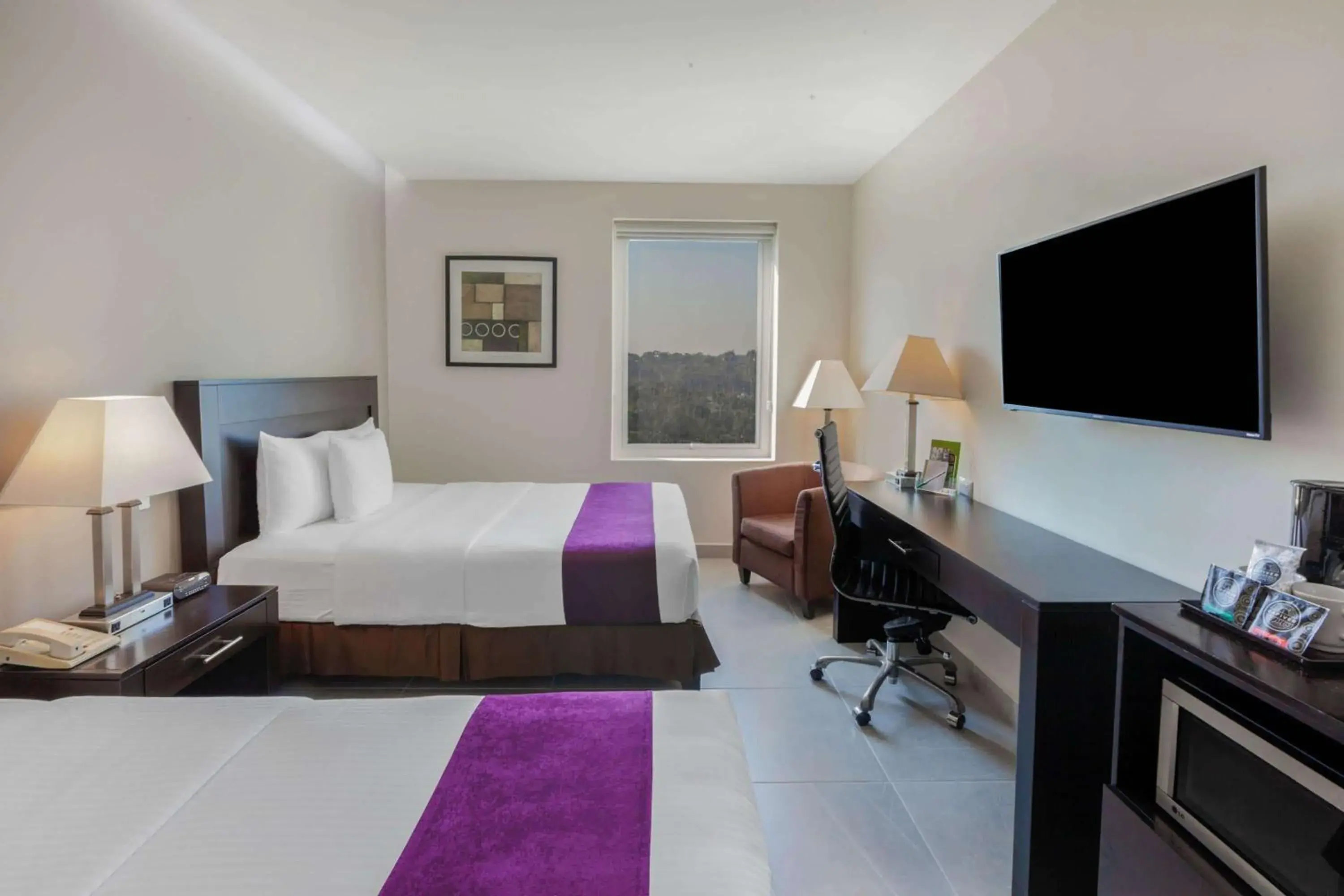 Photo of the whole room, Bed in La Quinta by Wyndham Poza Rica Photo of the whole room, Bed in La Quinta by Wyndham Poza Rica