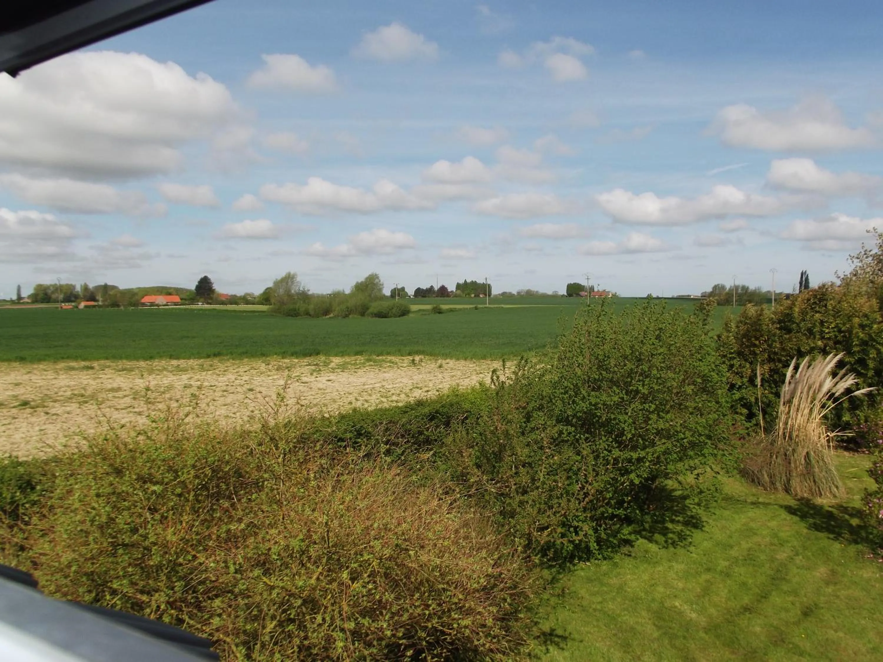 Garden view in Au Bonheur Frontalier