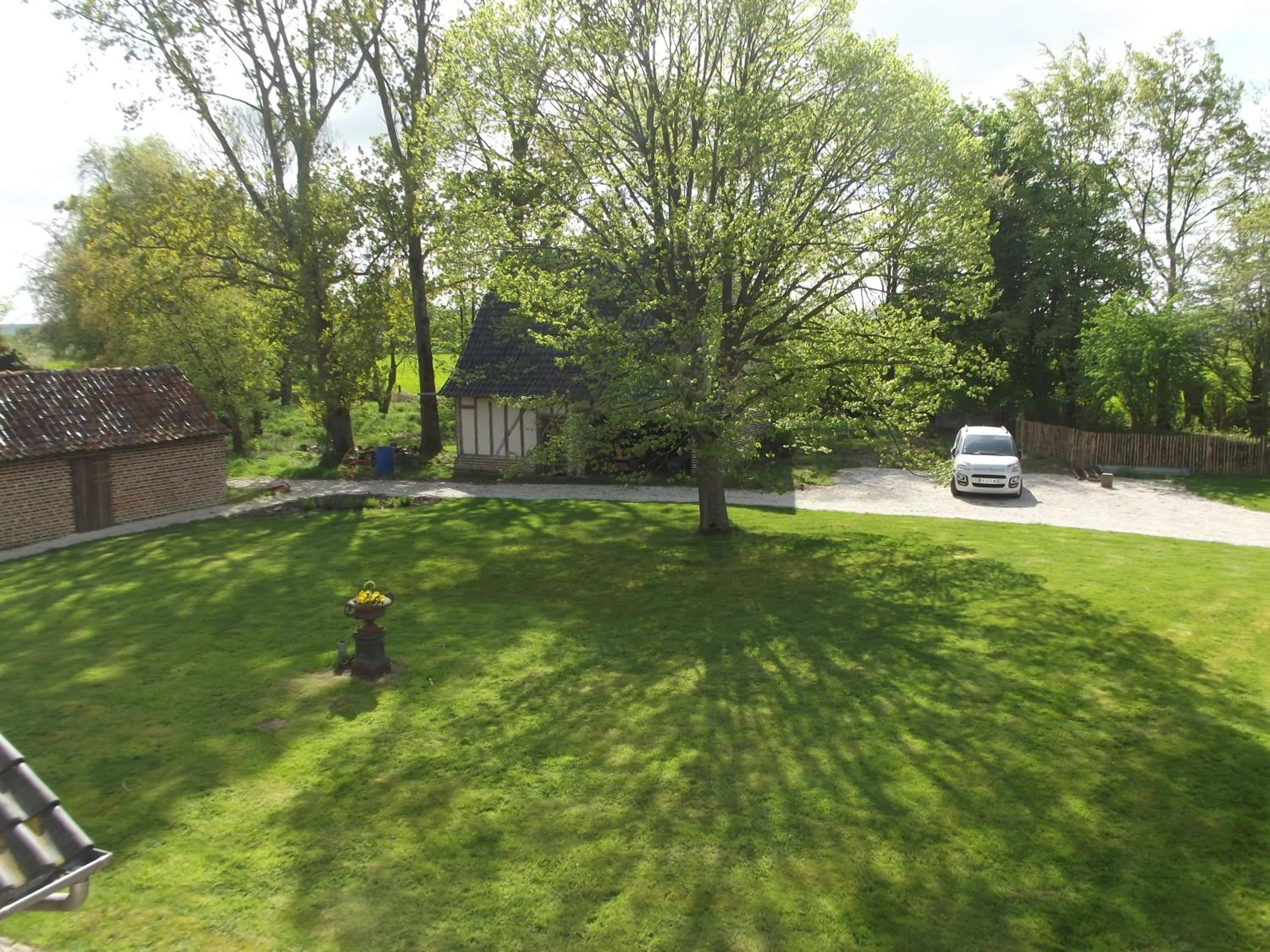 Garden view in Au Bonheur Frontalier