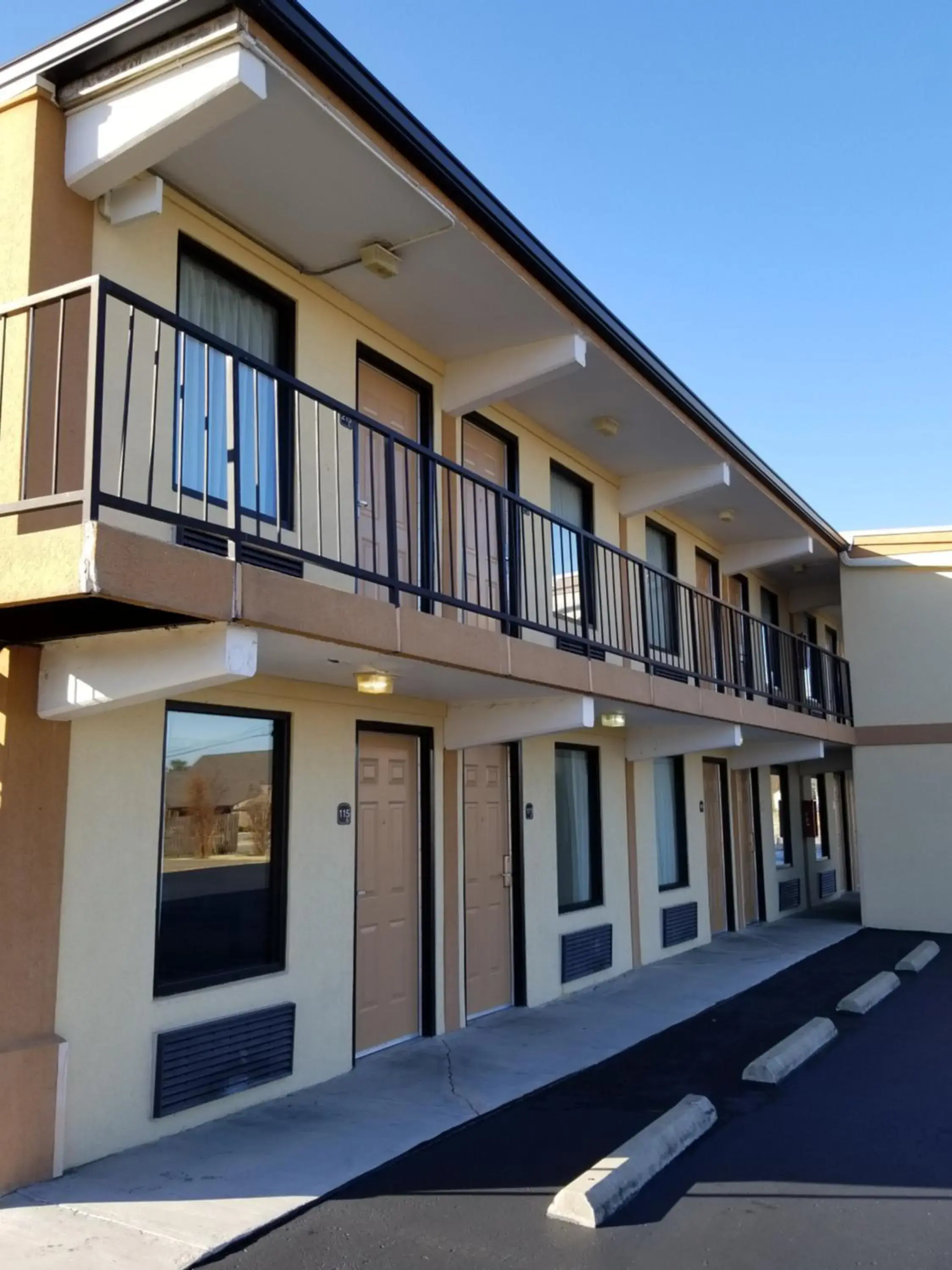 Property building in Drakes Creek Inn - formerly The Relax Inn Property building in Drakes Creek Inn - formerly The Relax Inn