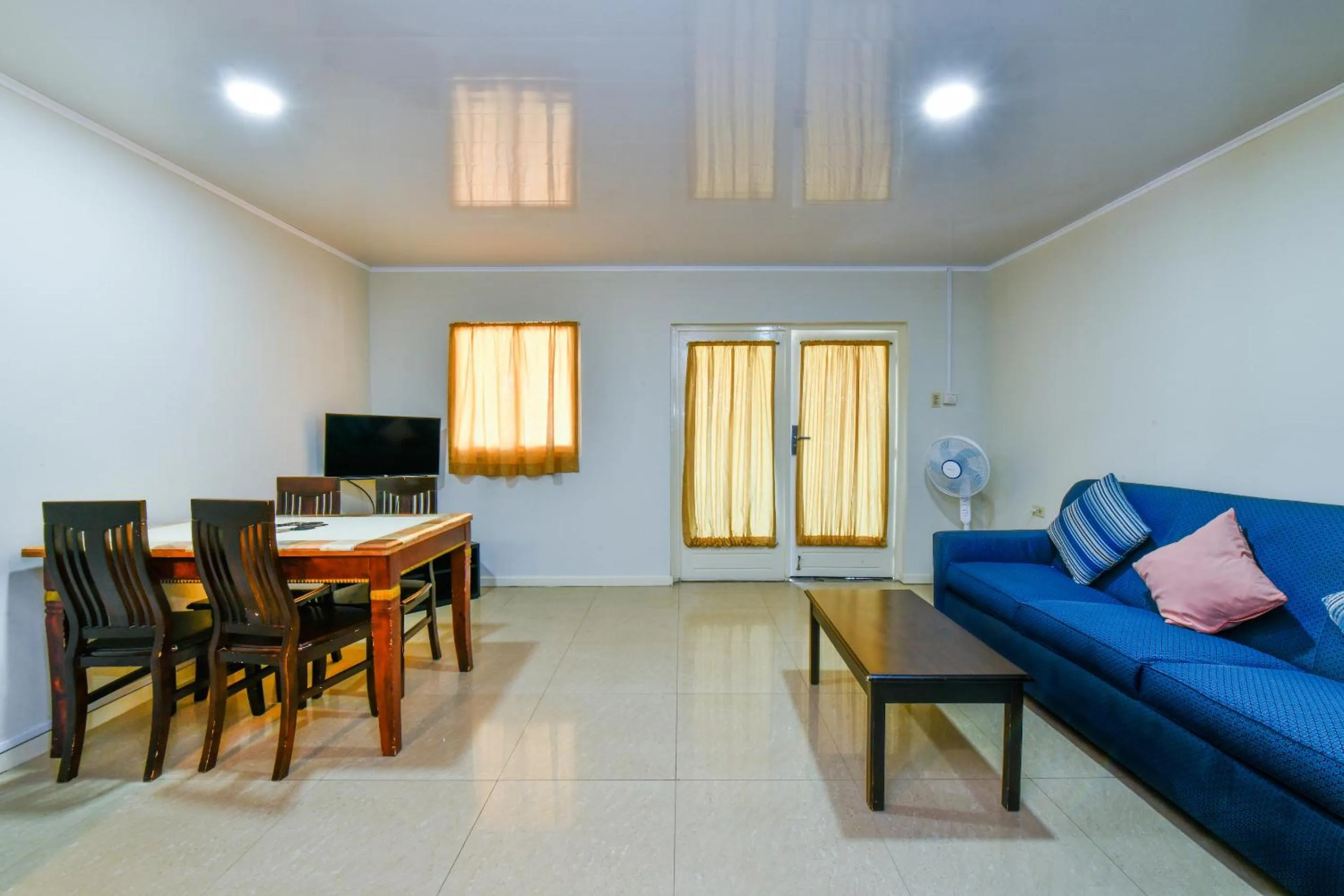 Living room in Aruba Blue Village Hotel and Apartments