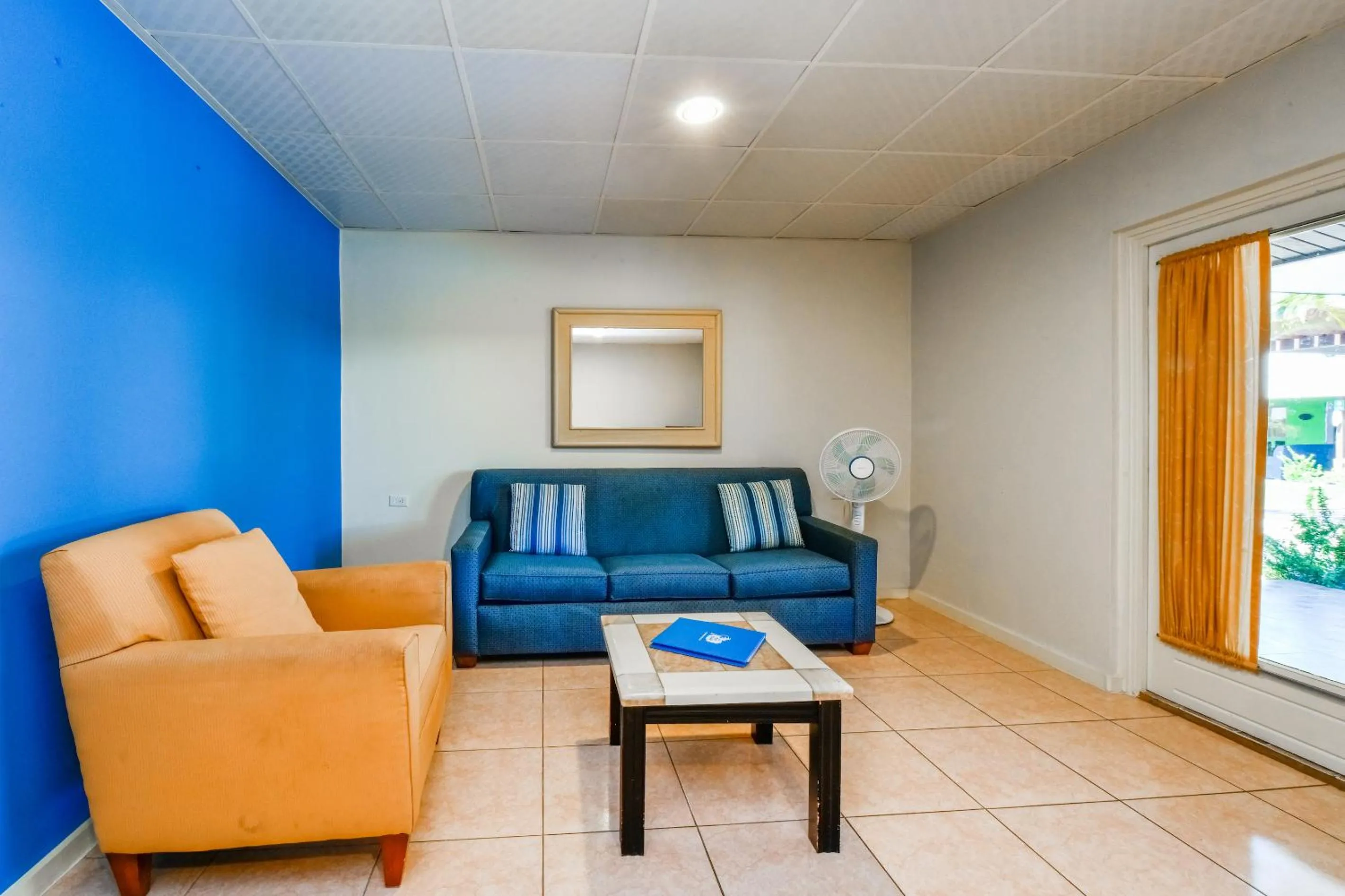 Living room in Aruba Blue Village Hotel and Apartments