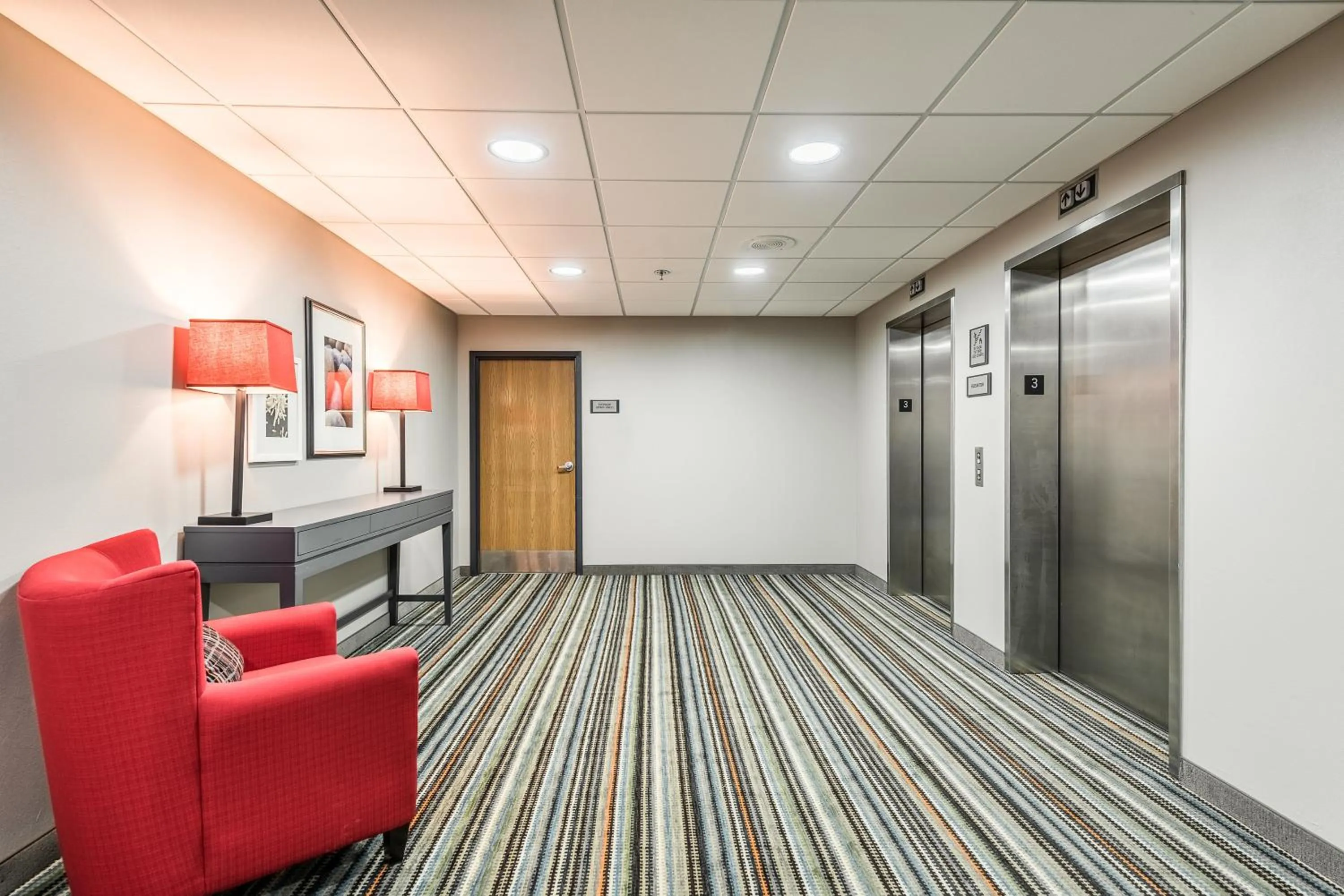 Area and facilities in Country Inn & Suites by Radisson, Cookeville, TN