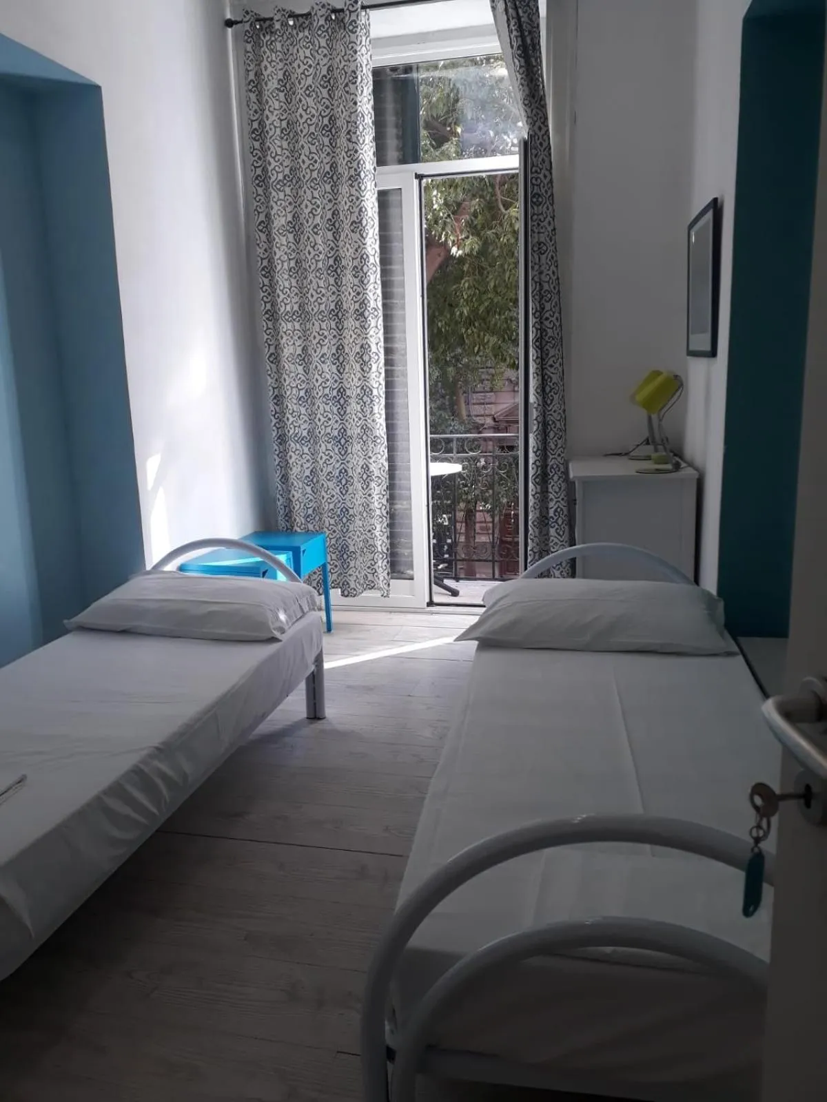 Bed in Balarm - Hostel and Bar