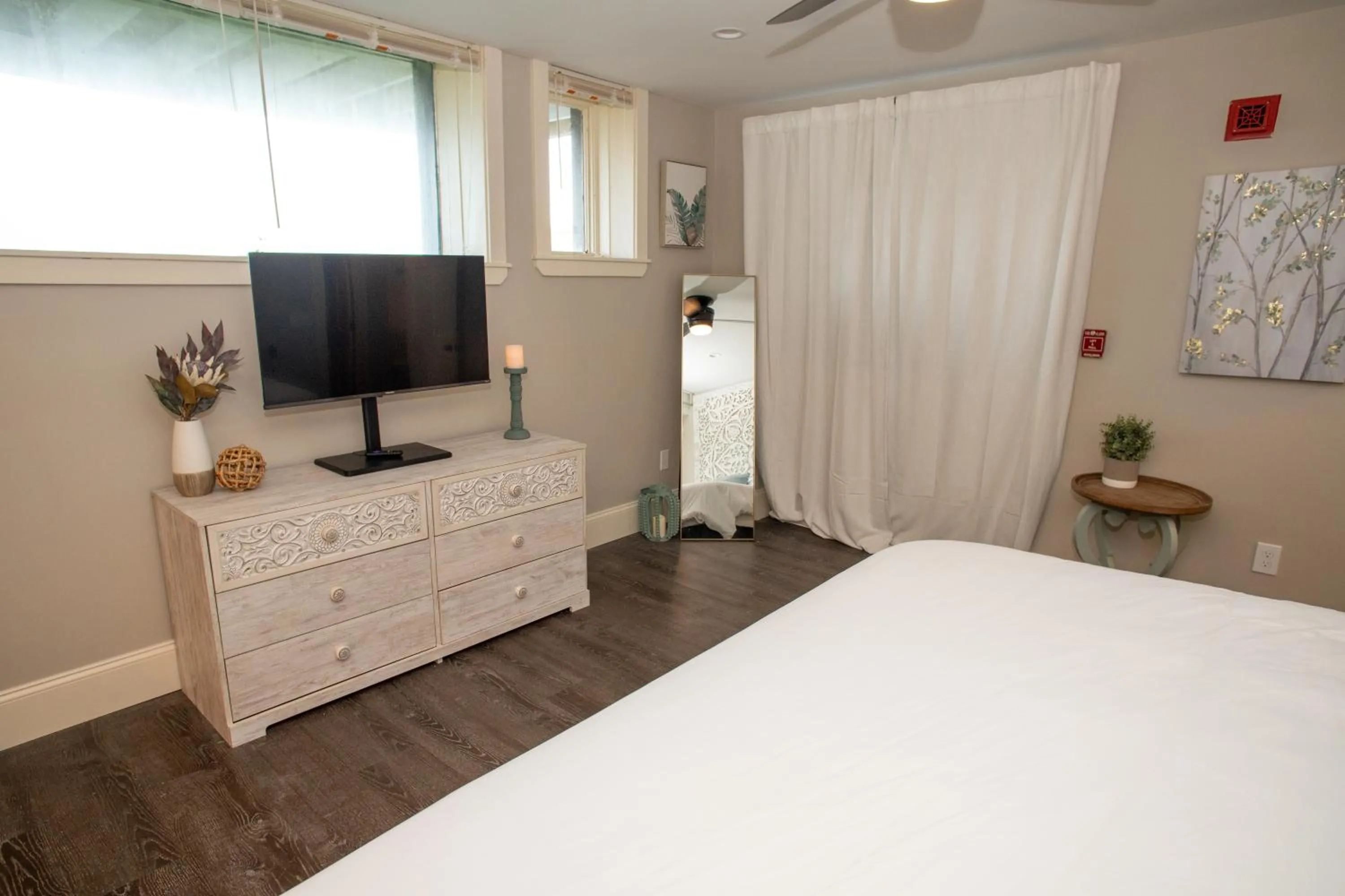 Bedroom, Bed in Gunstock Inn & Suites