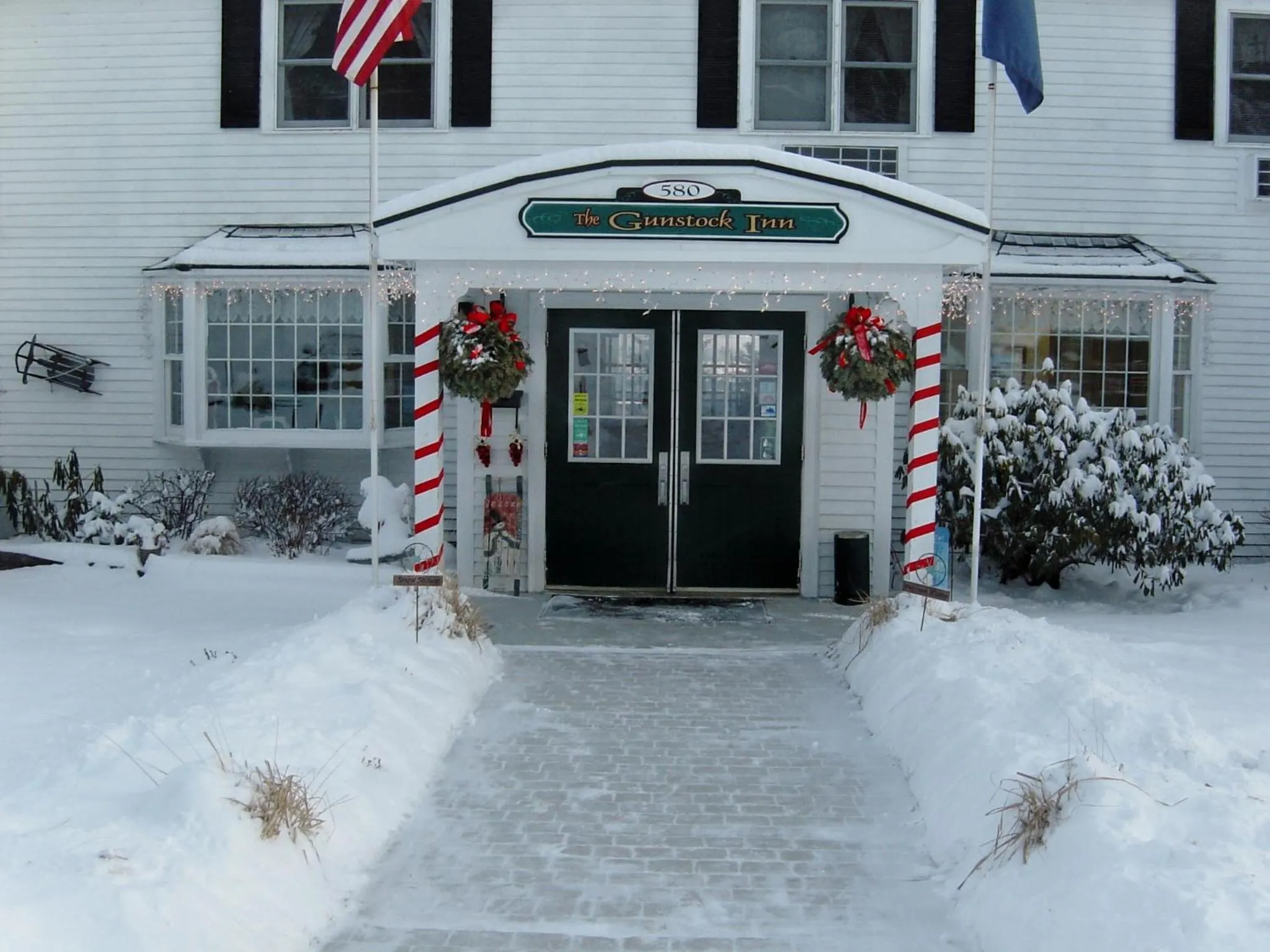 Facade/entrance in Gunstock Inn & Suites