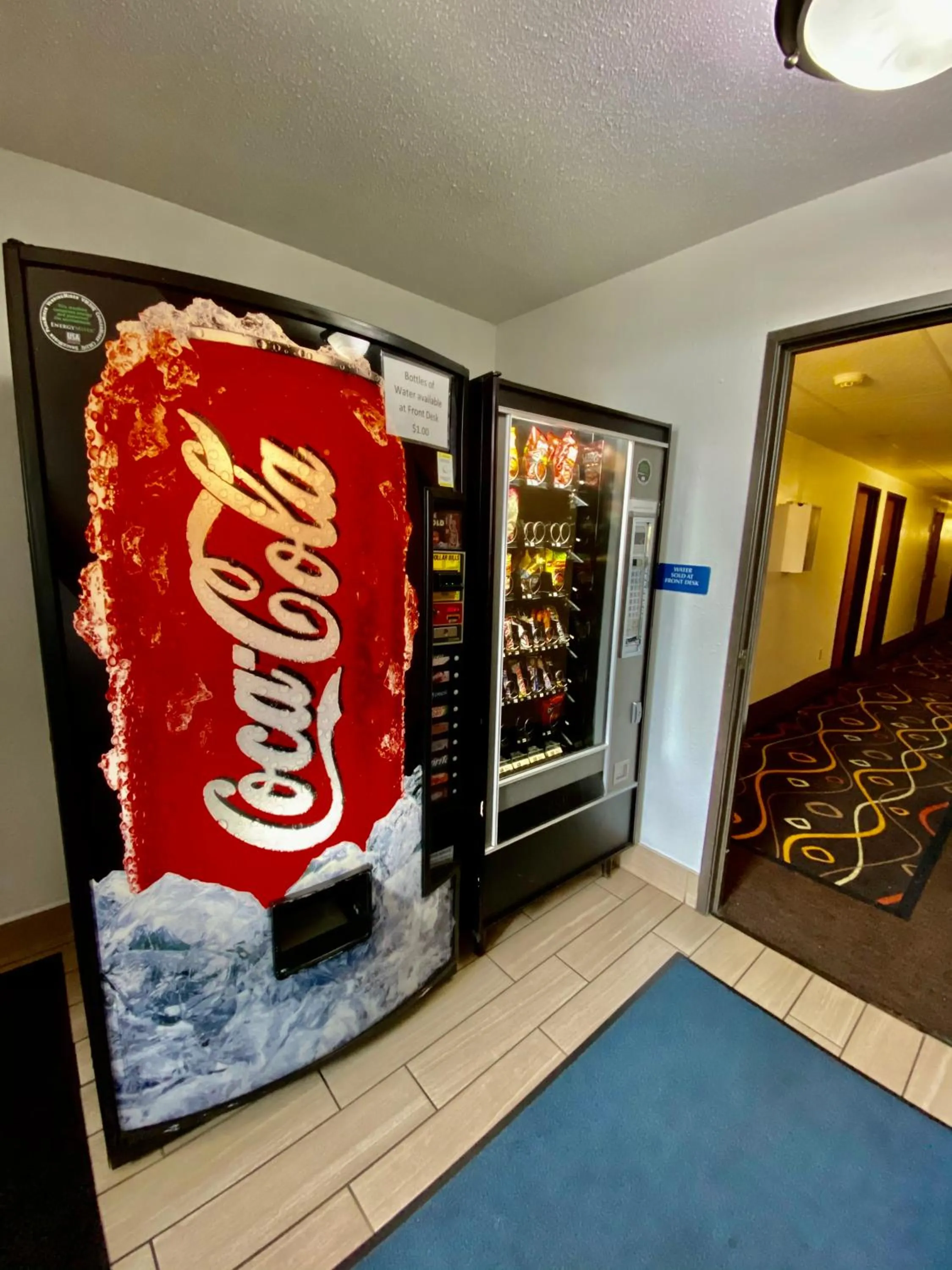 Drinks in Travelodge by Wyndham La Porte/Michigan City Area