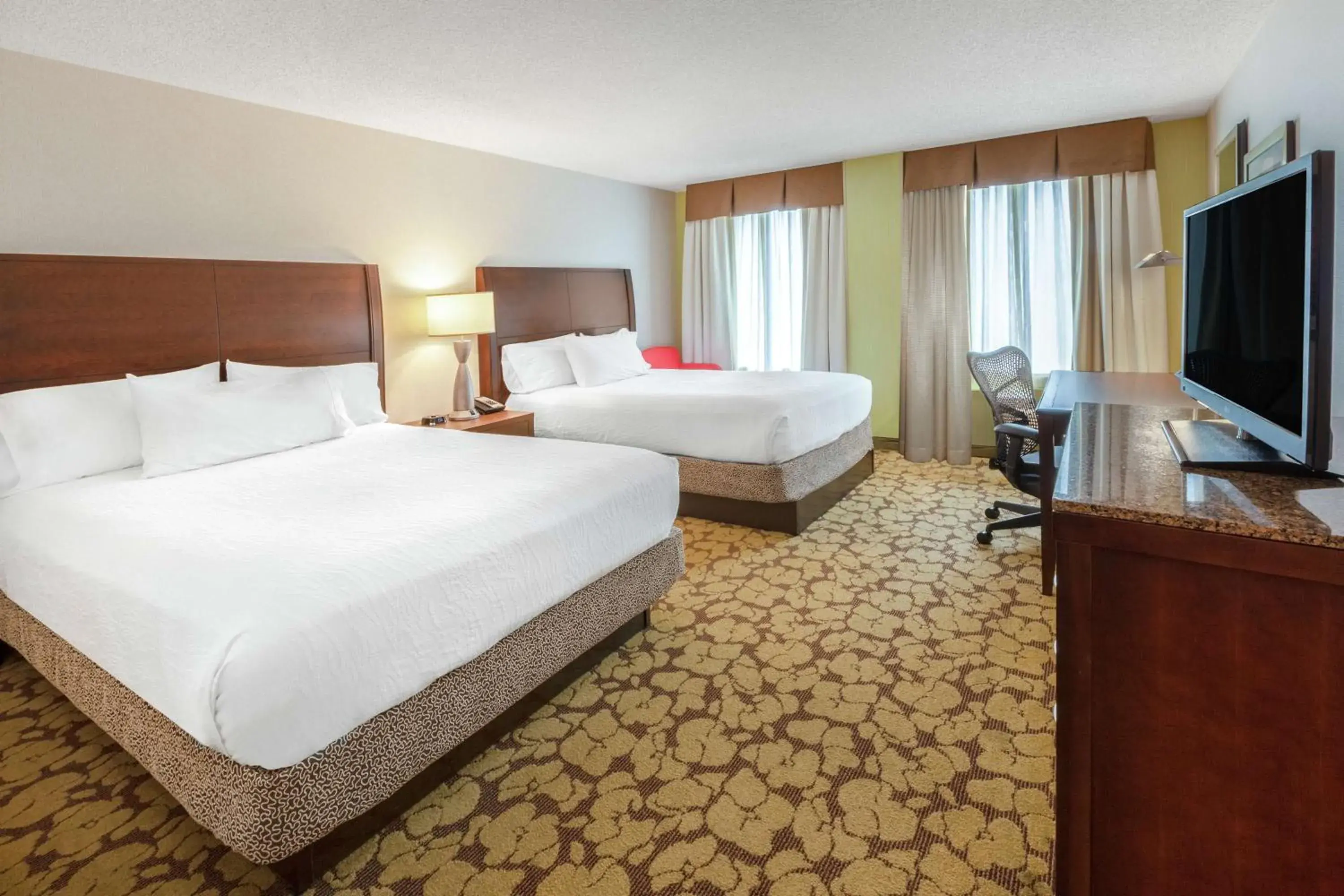 Queen Room with Two Queen Beds - Hearing Access in Hilton Garden Inn Pittsburgh University Place Queen Room with Two Queen Beds - Hearing Access in Hilton Garden Inn Pittsburgh University Place
