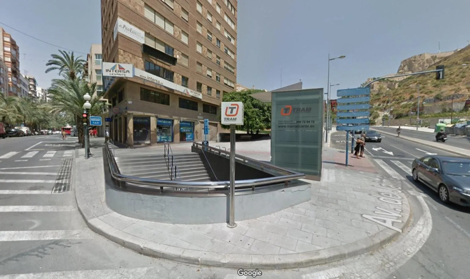 Neighbourhood in Castle Apartment