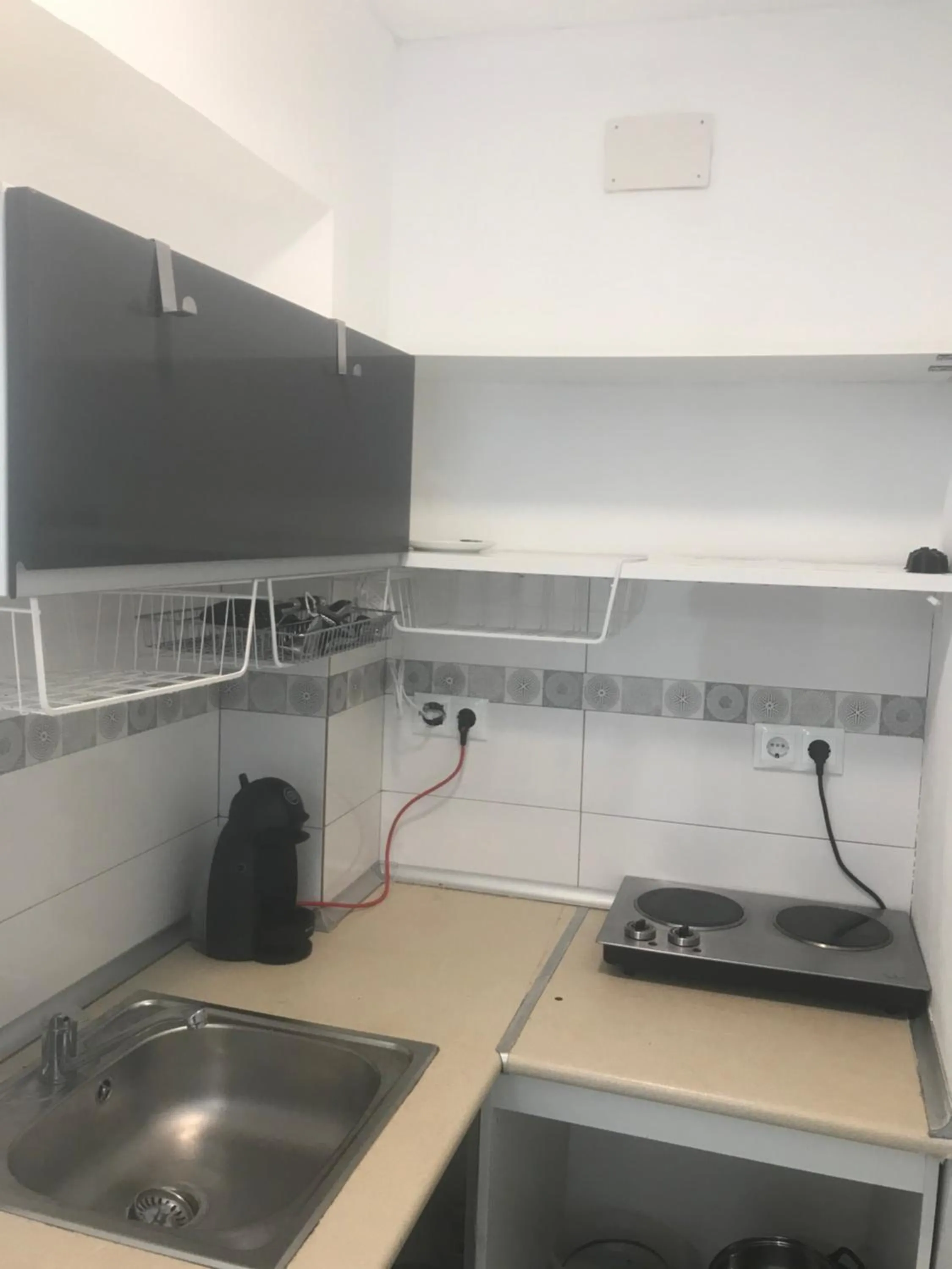 Kitchen or kitchenette in Castle Apartment