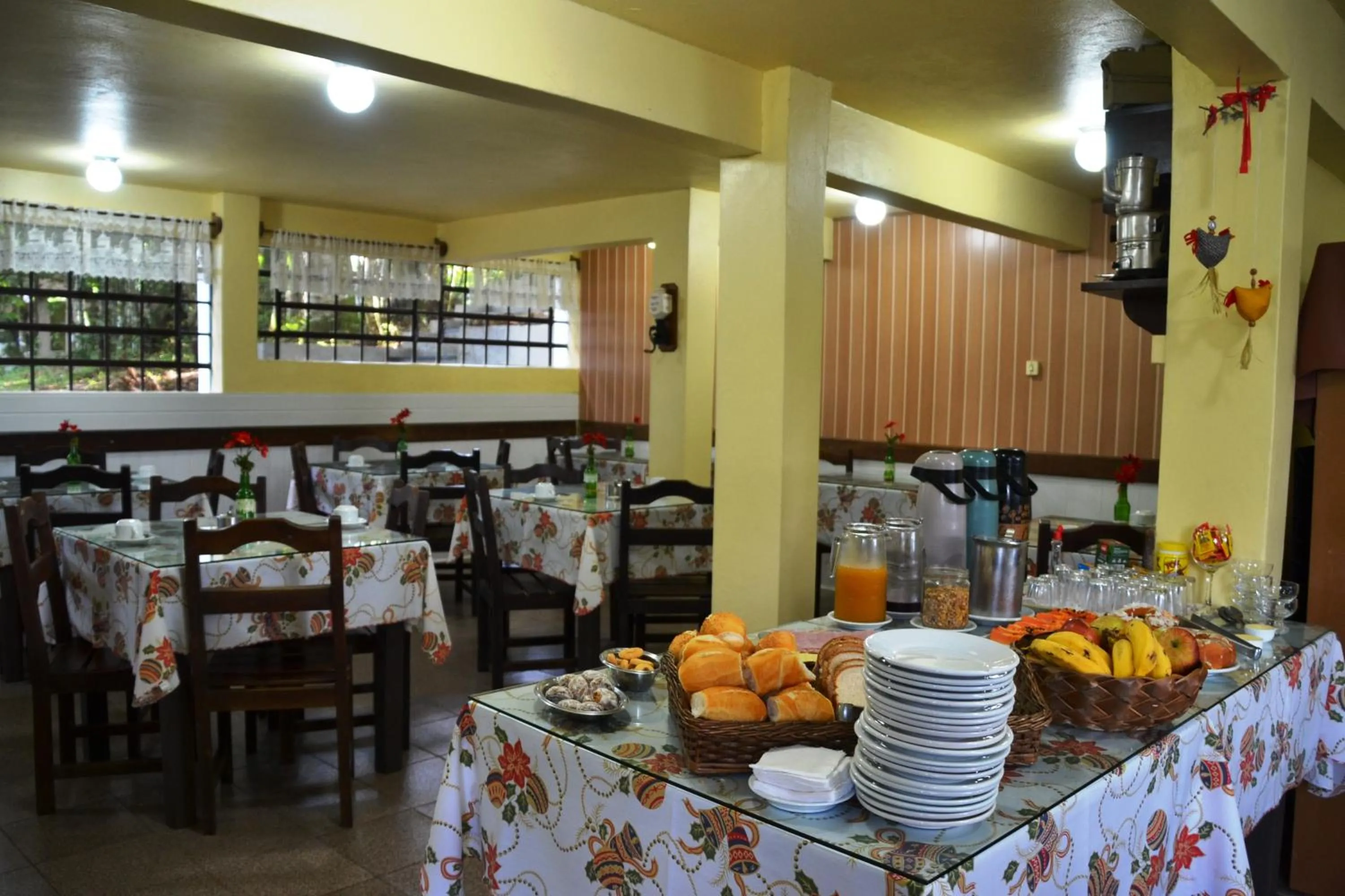 Breakfast in Hotel Pousada Dos Pinheiros