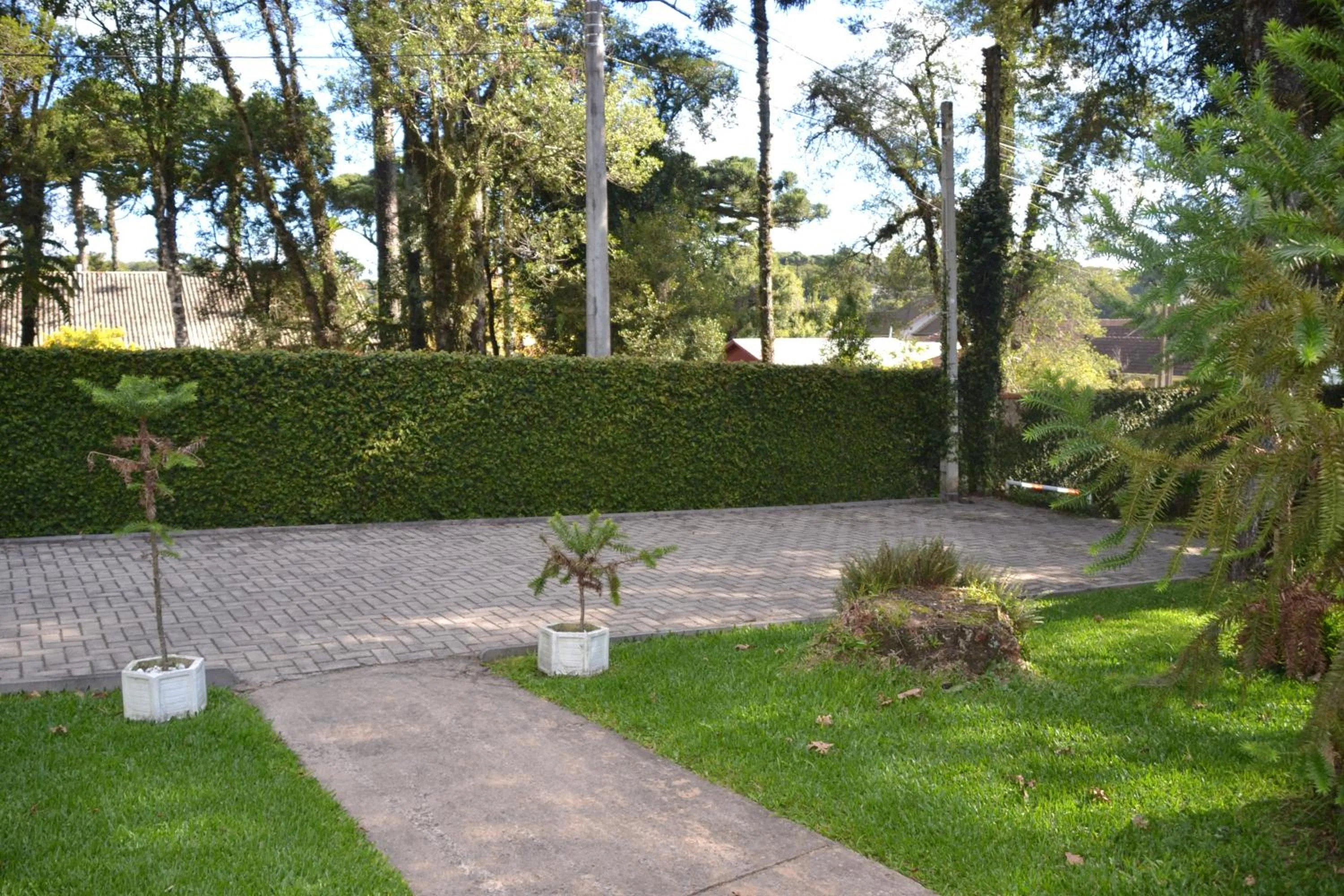 Hotel Pousada Dos Pinheiros