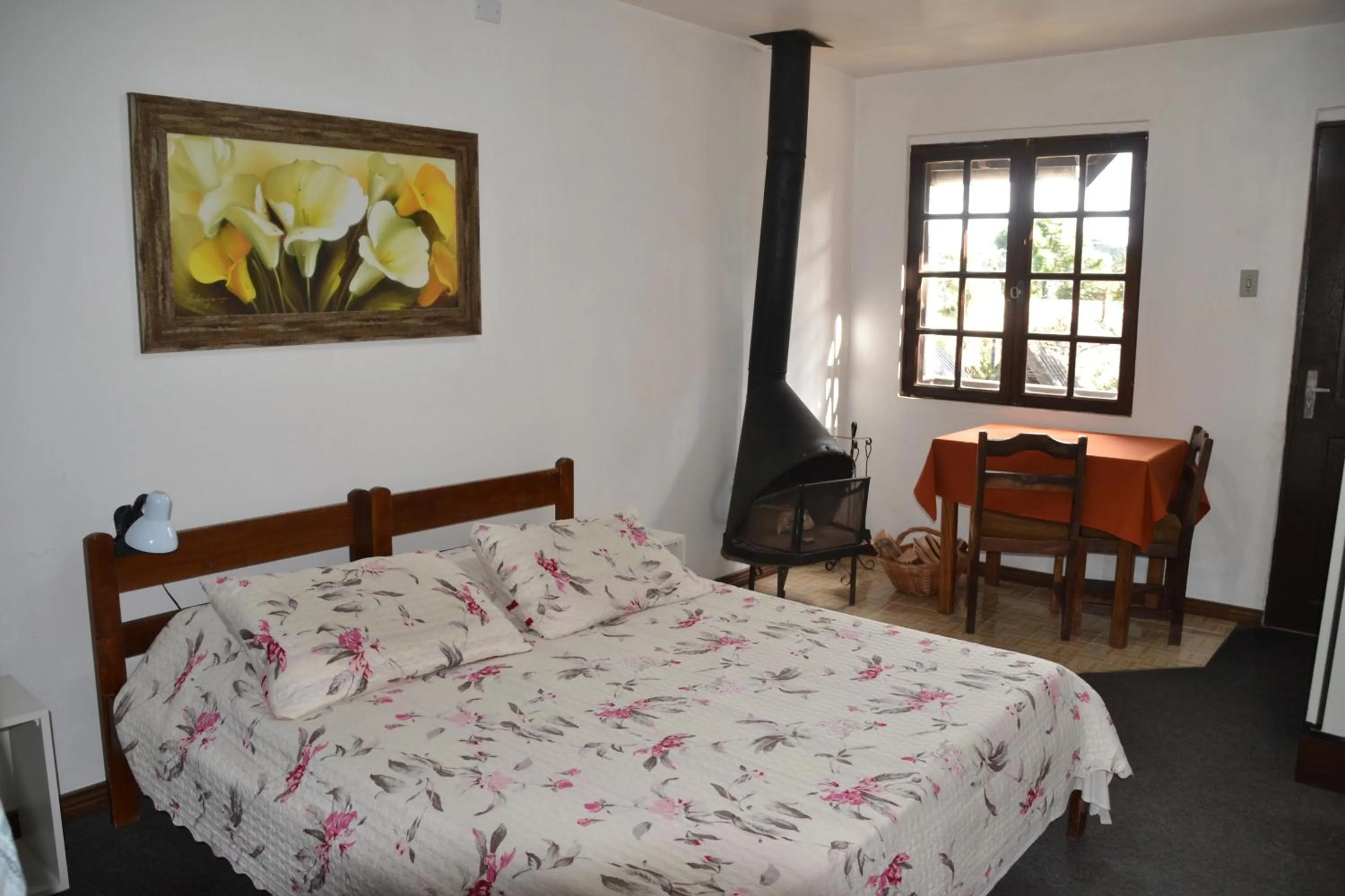 Bed in Hotel Pousada Dos Pinheiros