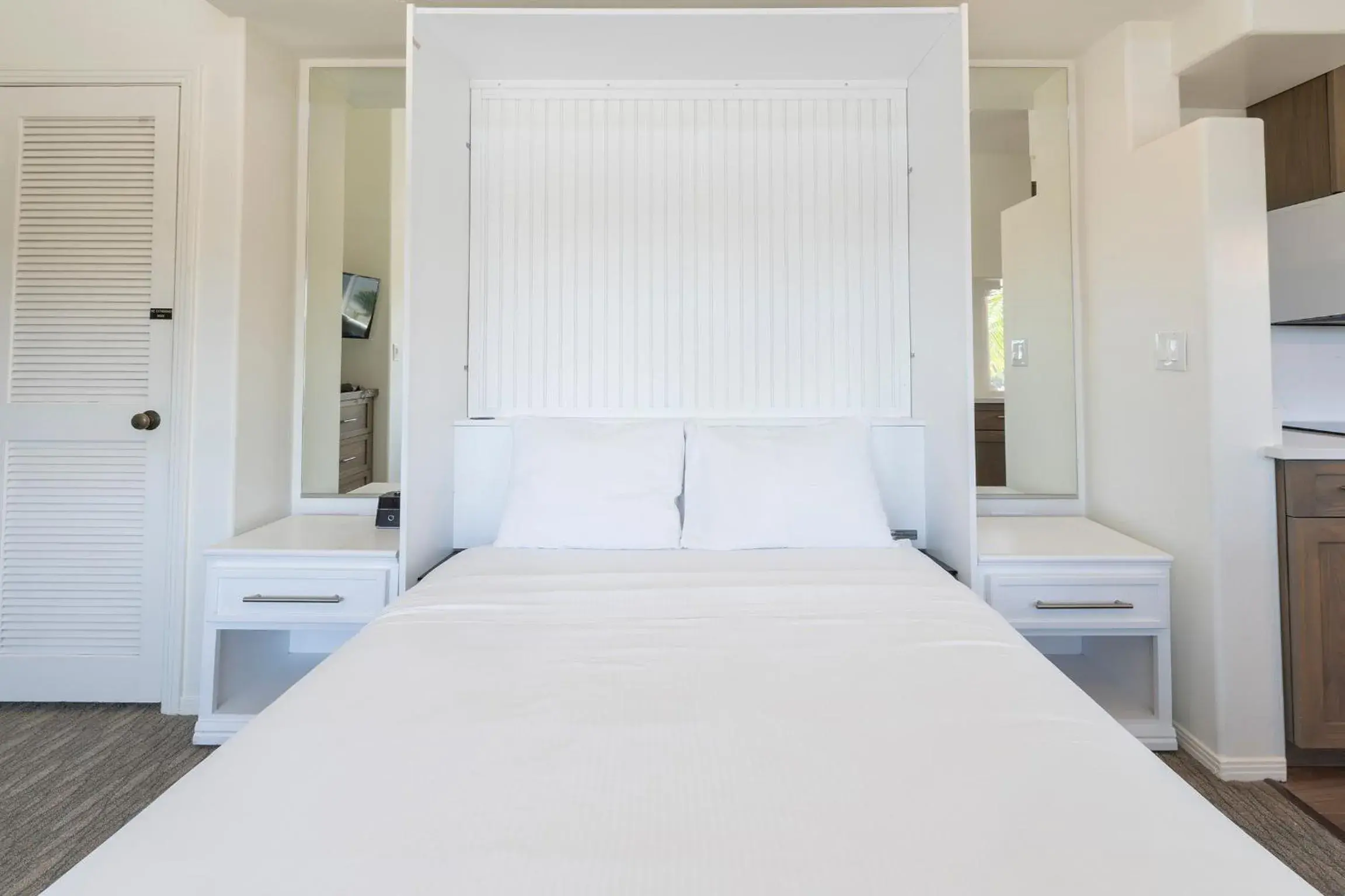 Photo of the whole room, Bed in Wave Crest Resort Photo of the whole room, Bed in Wave Crest Resort