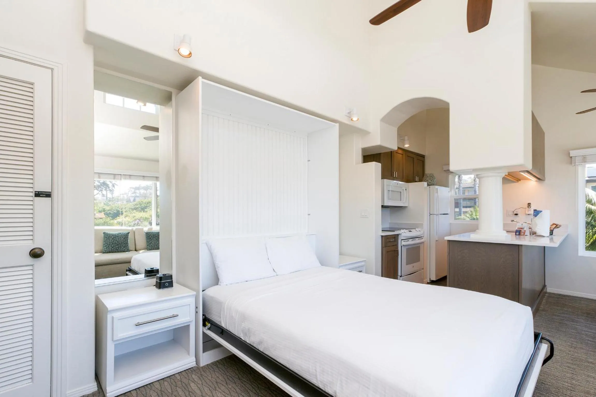 Bed in Wave Crest Resort