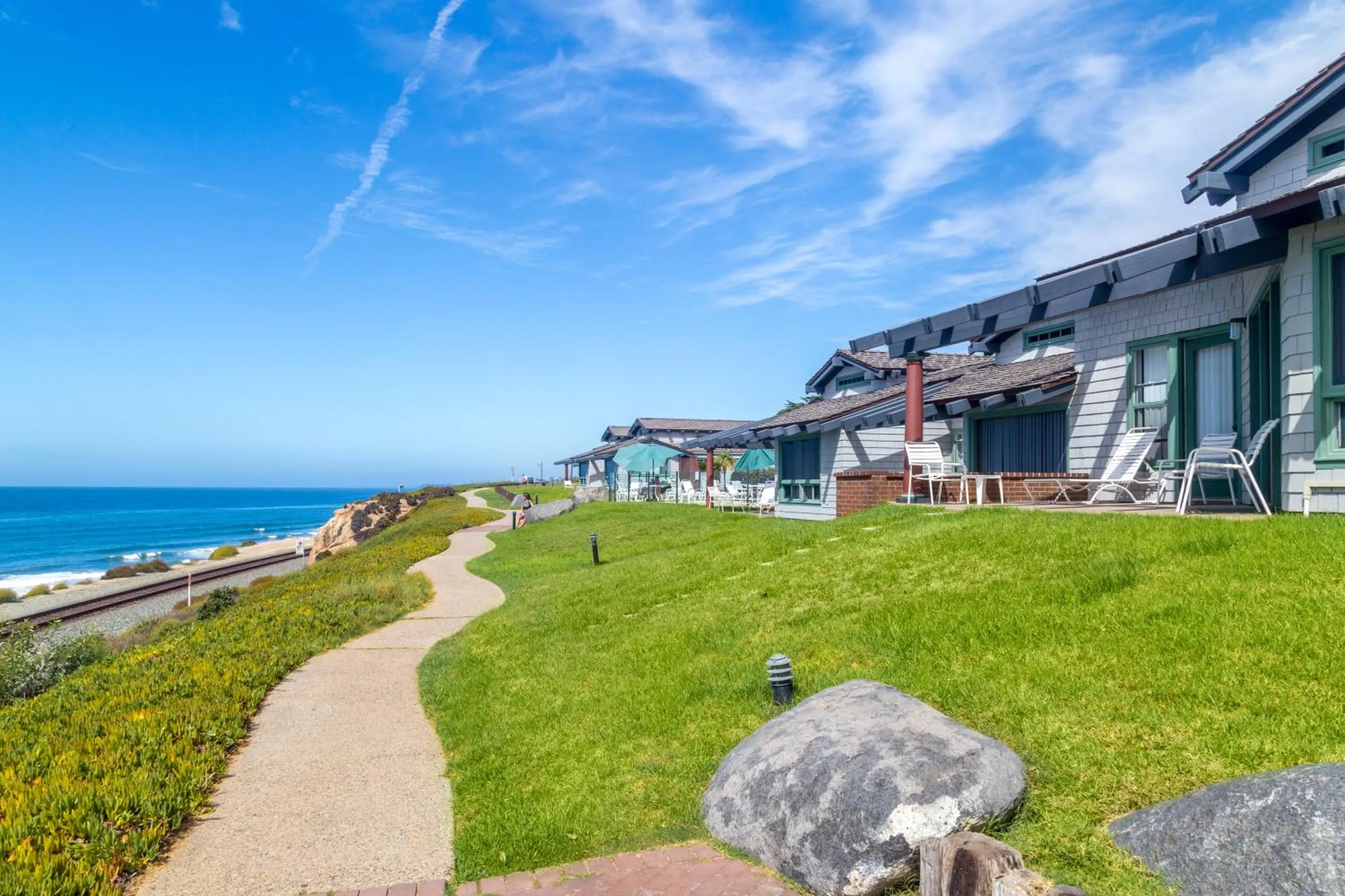 Area and facilities in Wave Crest Resort