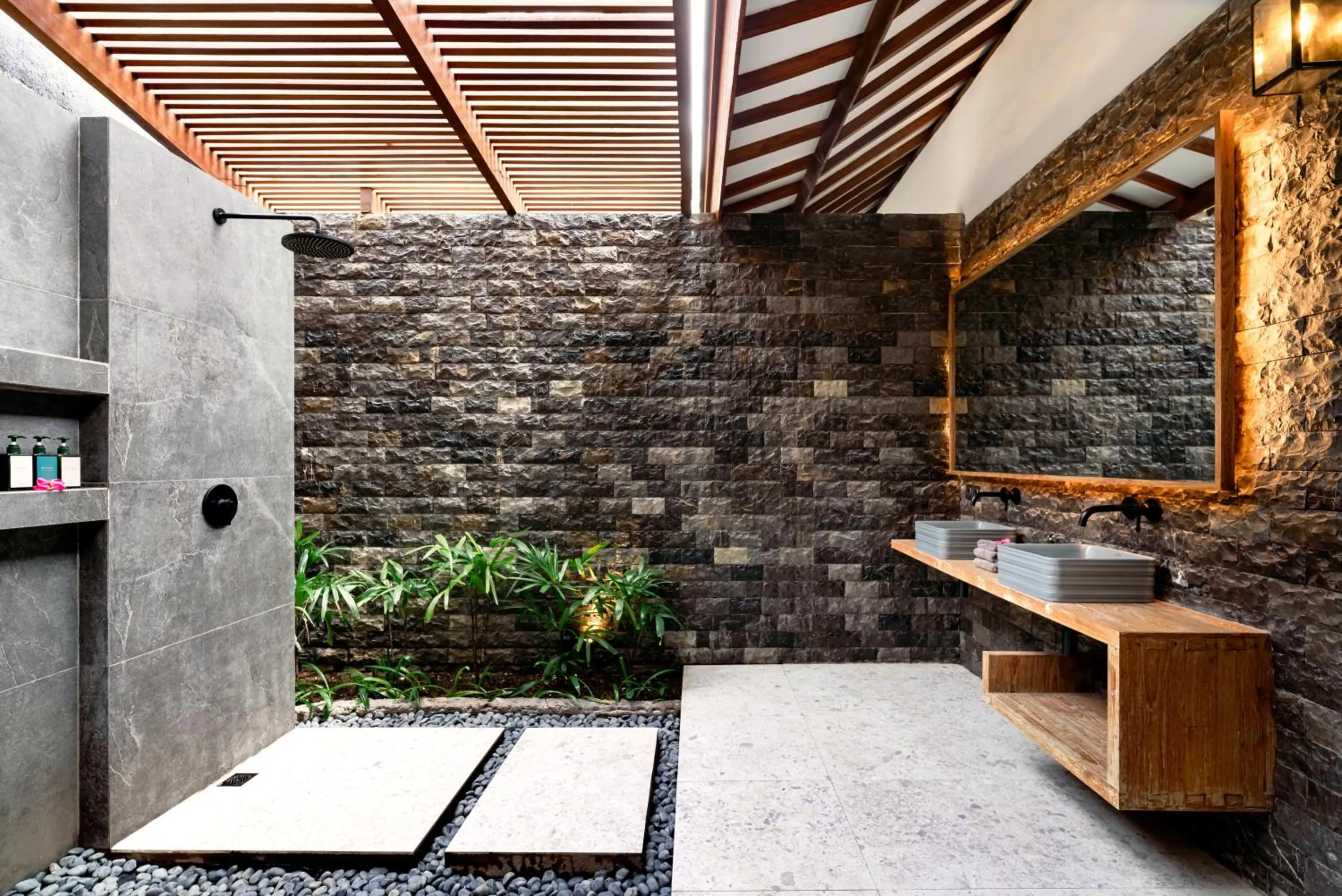 Bathroom in Kelapa Villas