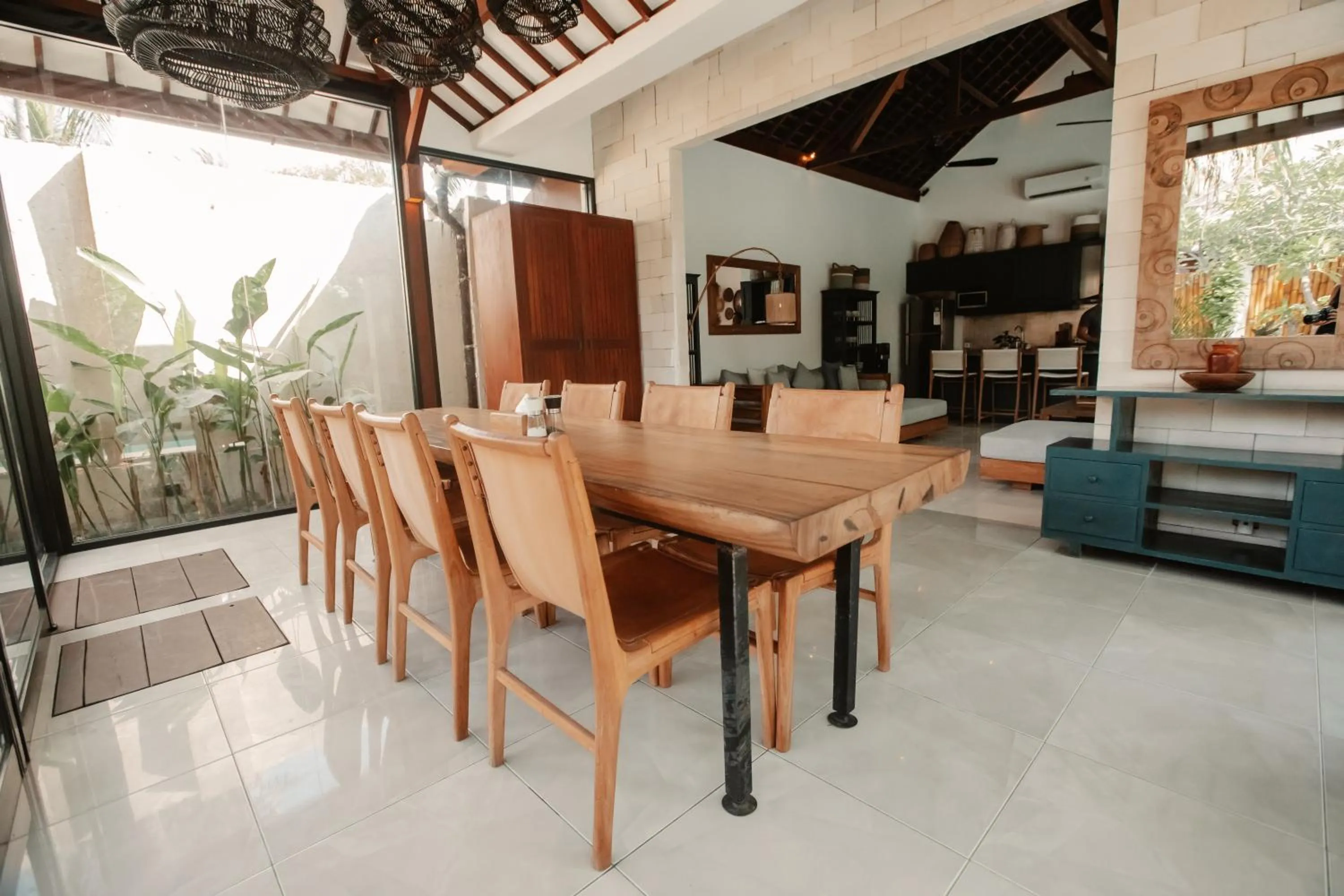 Dining area in Kelapa Villas