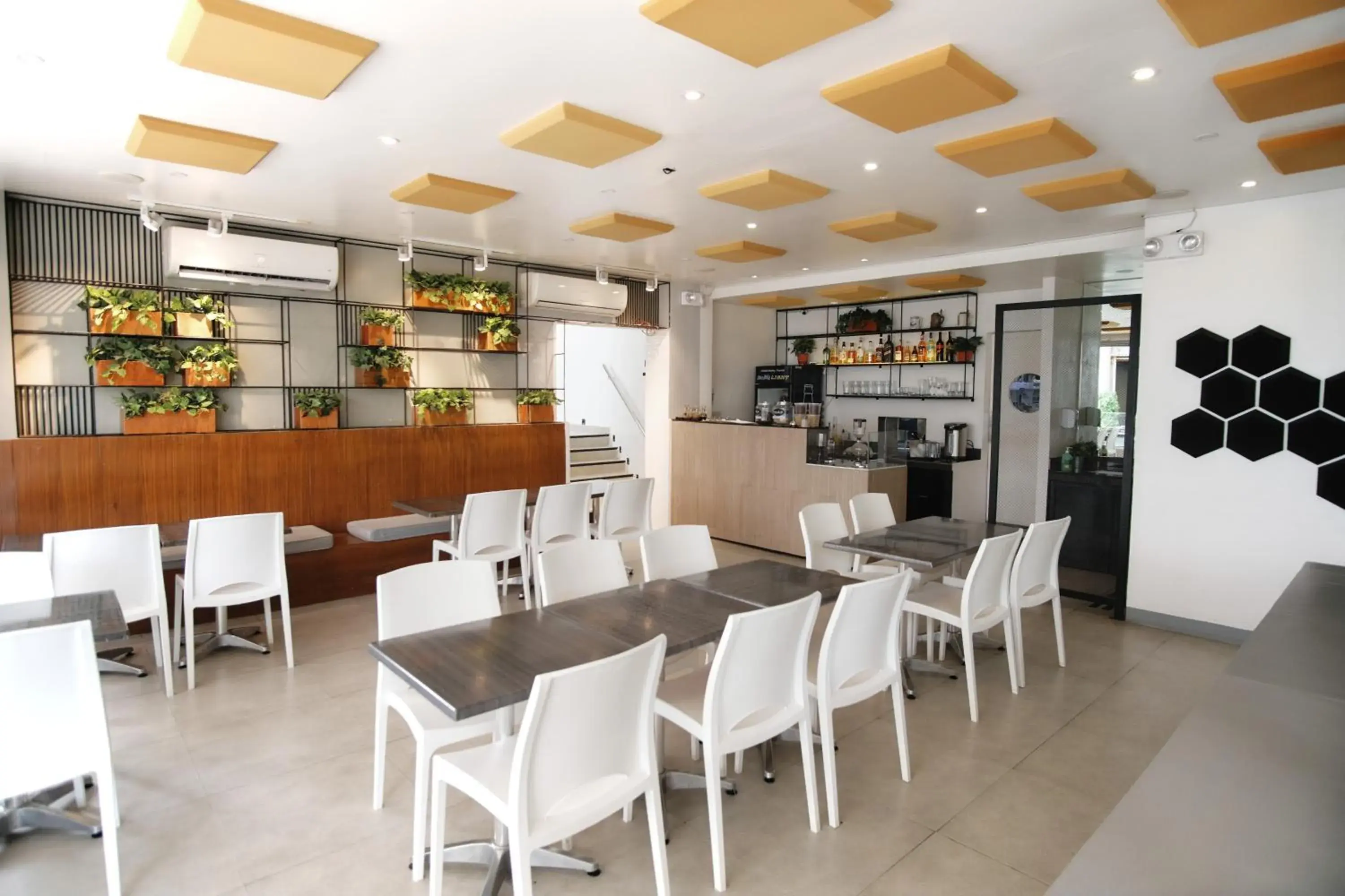Restaurant/places to eat in Casa Veles Hotel Restaurant/places to eat in Casa Veles Hotel