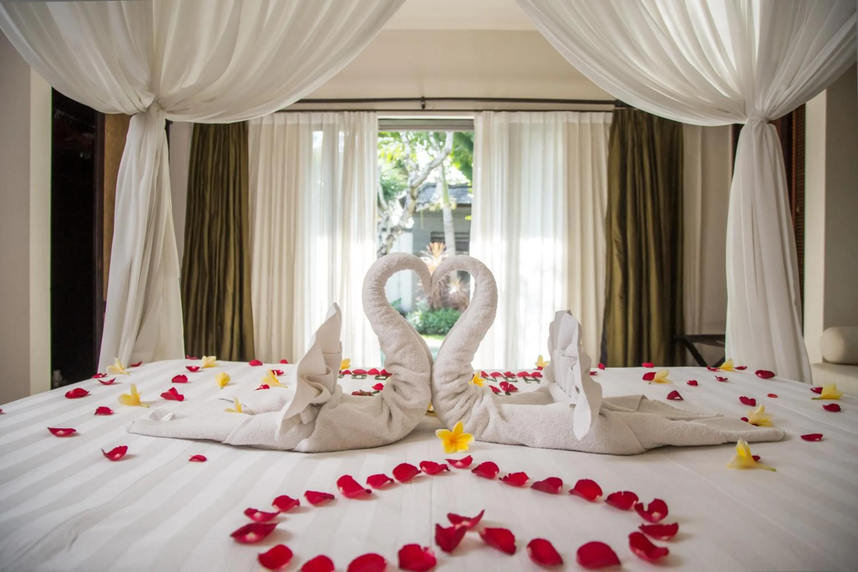 Bed in Villa Air Bali Boutique Resort and Spa