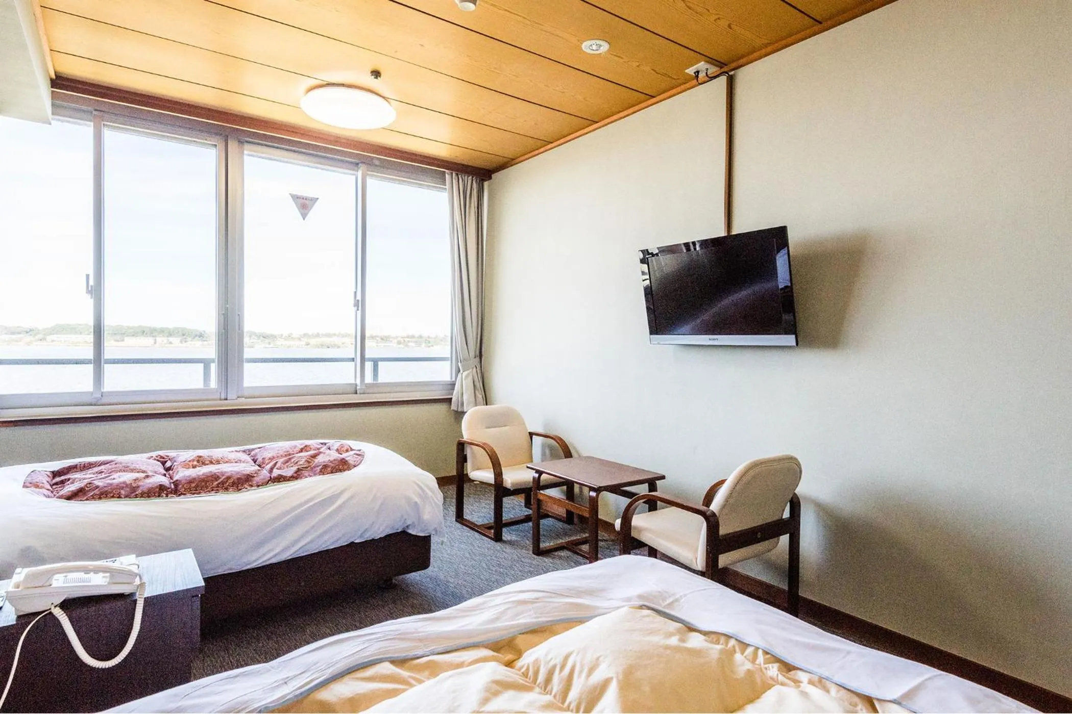 Photo of the whole room, Bed in Ooedo Onsen Monogatari Nagayama