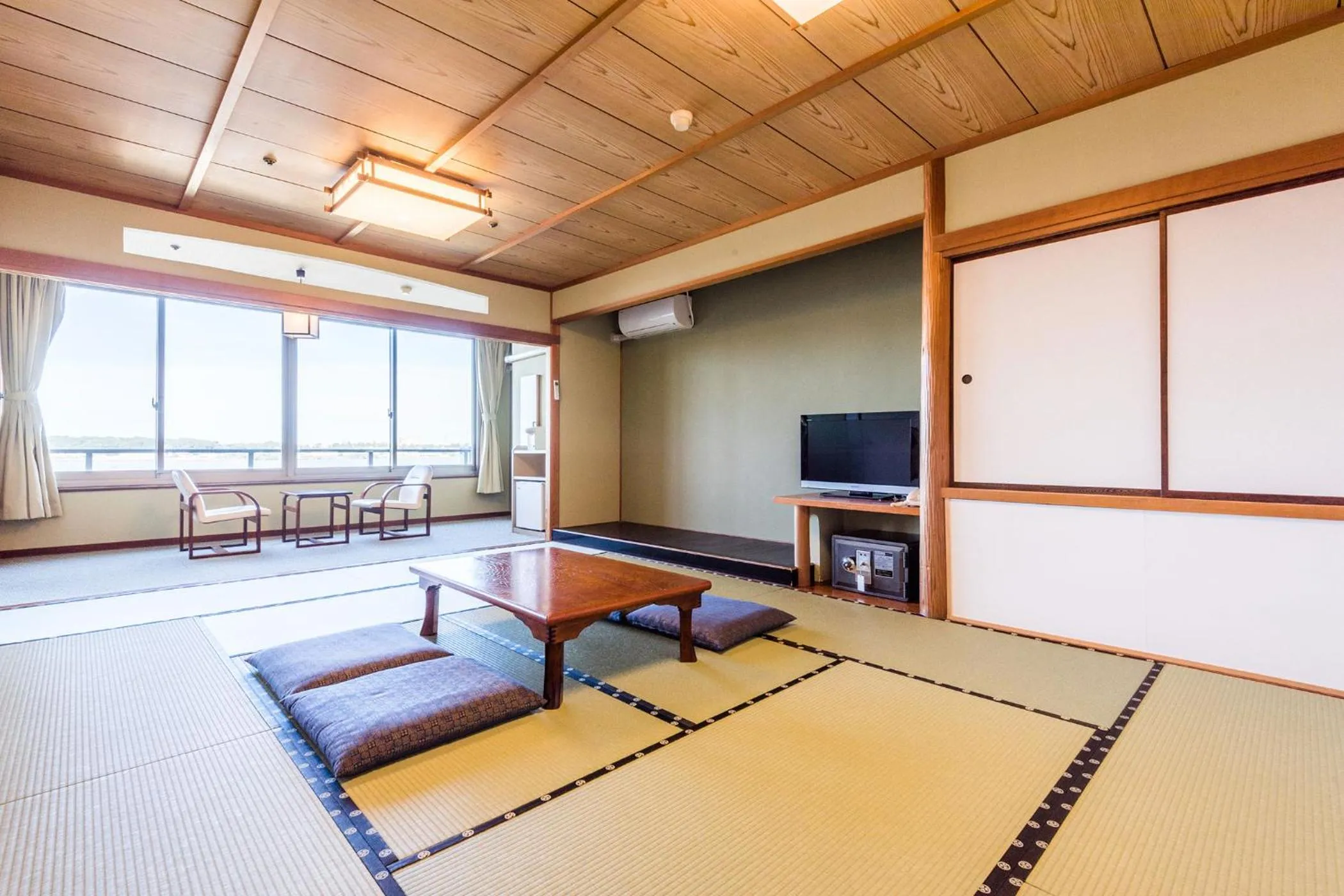 Photo of the whole room in Ooedo Onsen Monogatari Nagayama