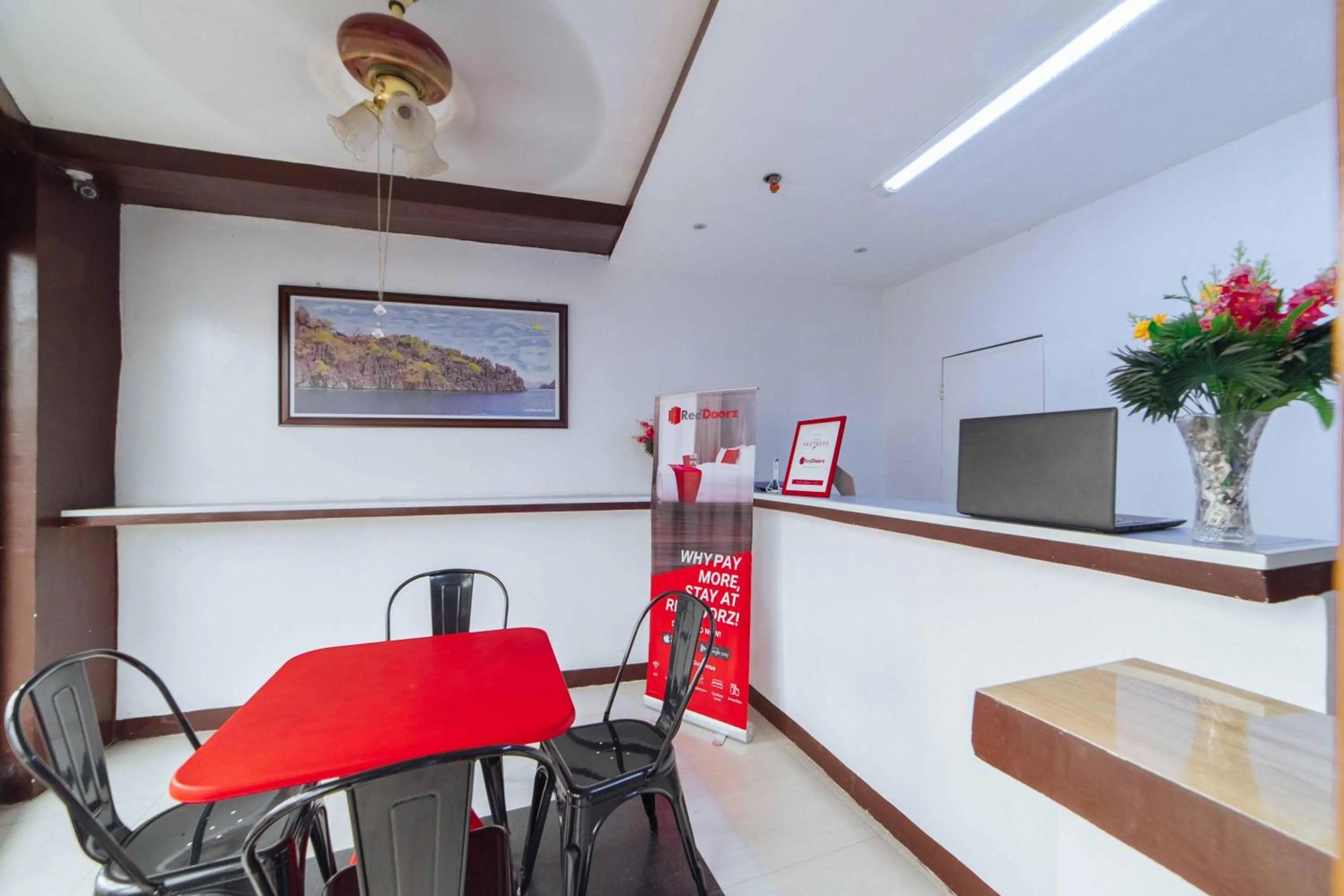 Lobby or reception in RedDoorz at San Antonio Binan Laguna