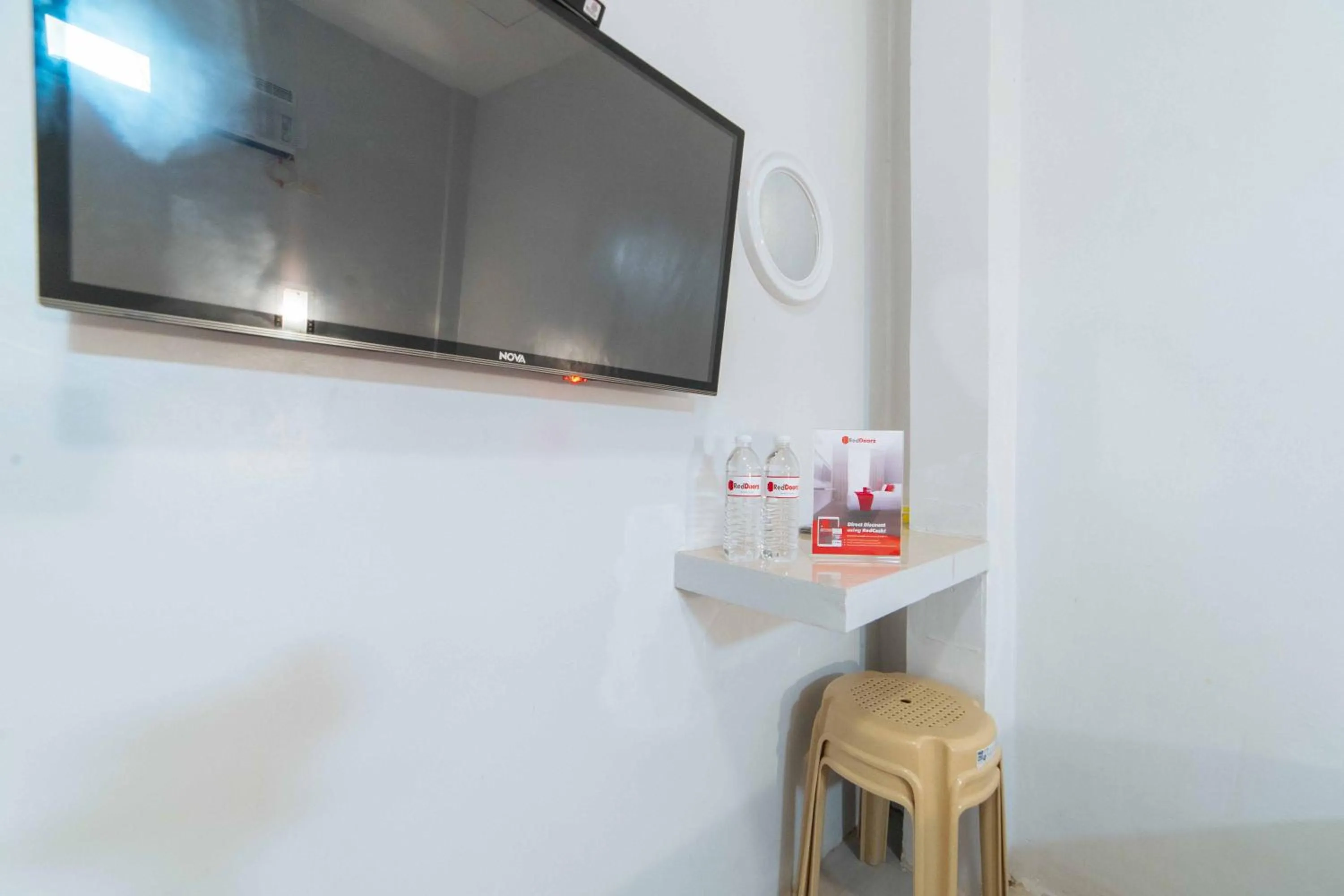 TV and multimedia in RedDoorz at San Antonio Binan Laguna