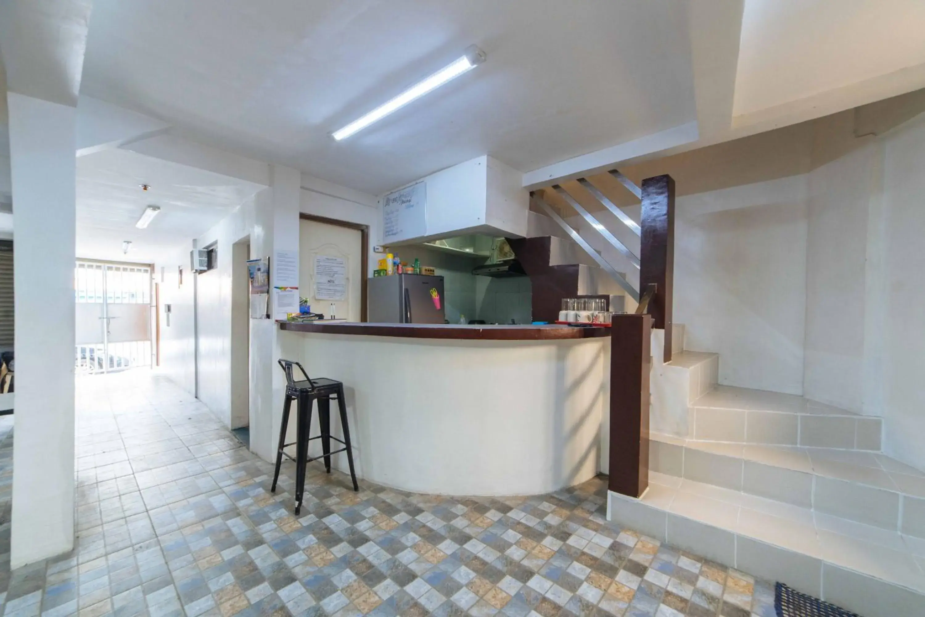 Lobby or reception in RedDoorz at San Antonio Binan Laguna Lobby or reception in RedDoorz at San Antonio Binan Laguna