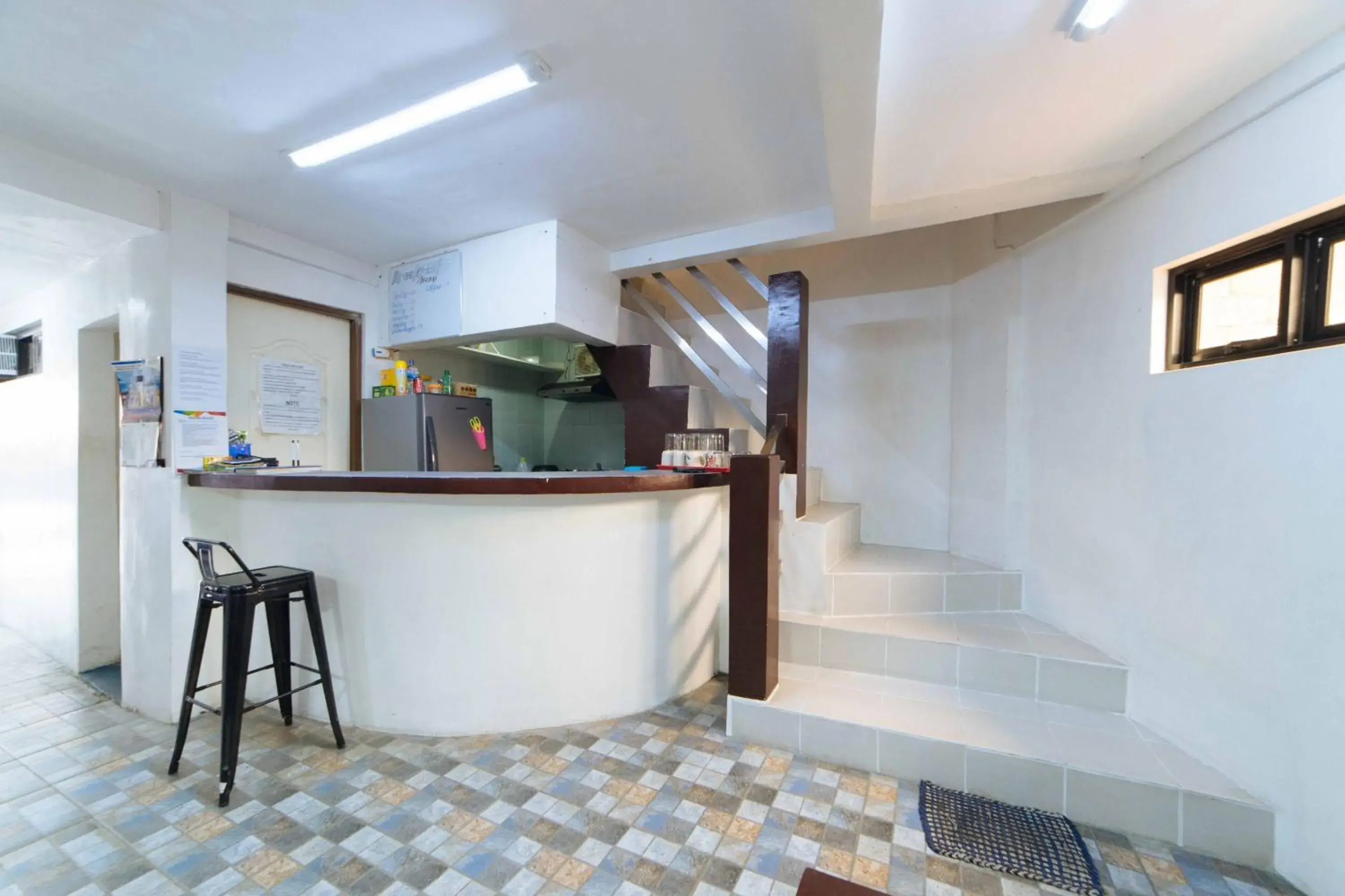 Lobby or reception in RedDoorz at San Antonio Binan Laguna Lobby or reception in RedDoorz at San Antonio Binan Laguna