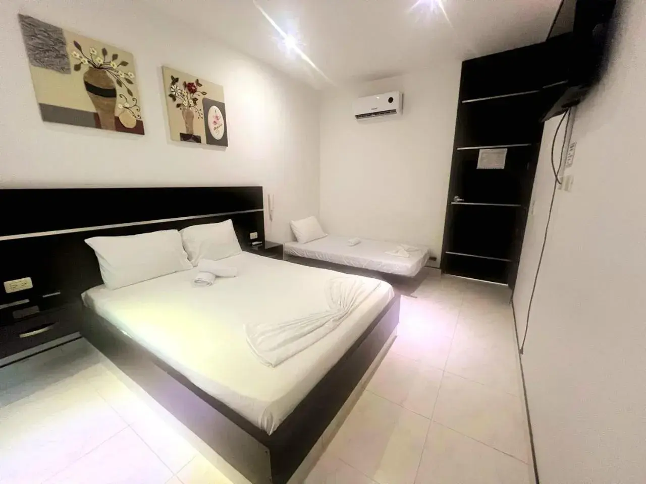 Triple Room in Hotel Suite Royal Triple Room in Hotel Suite Royal