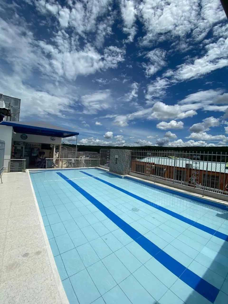 Swimming pool in Hotel Suite Royal