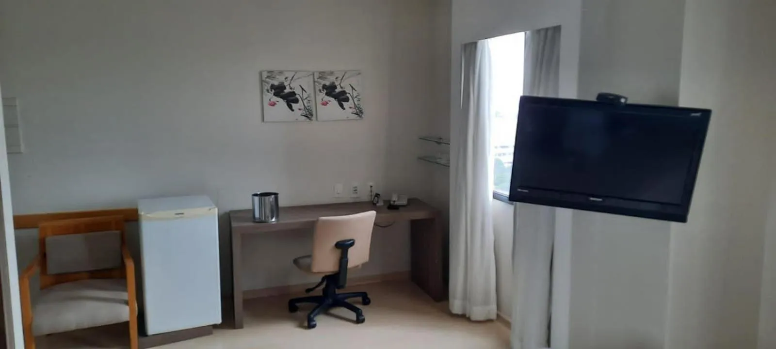 Charmoso Flat em frente ao Aeroporto de Congonhas