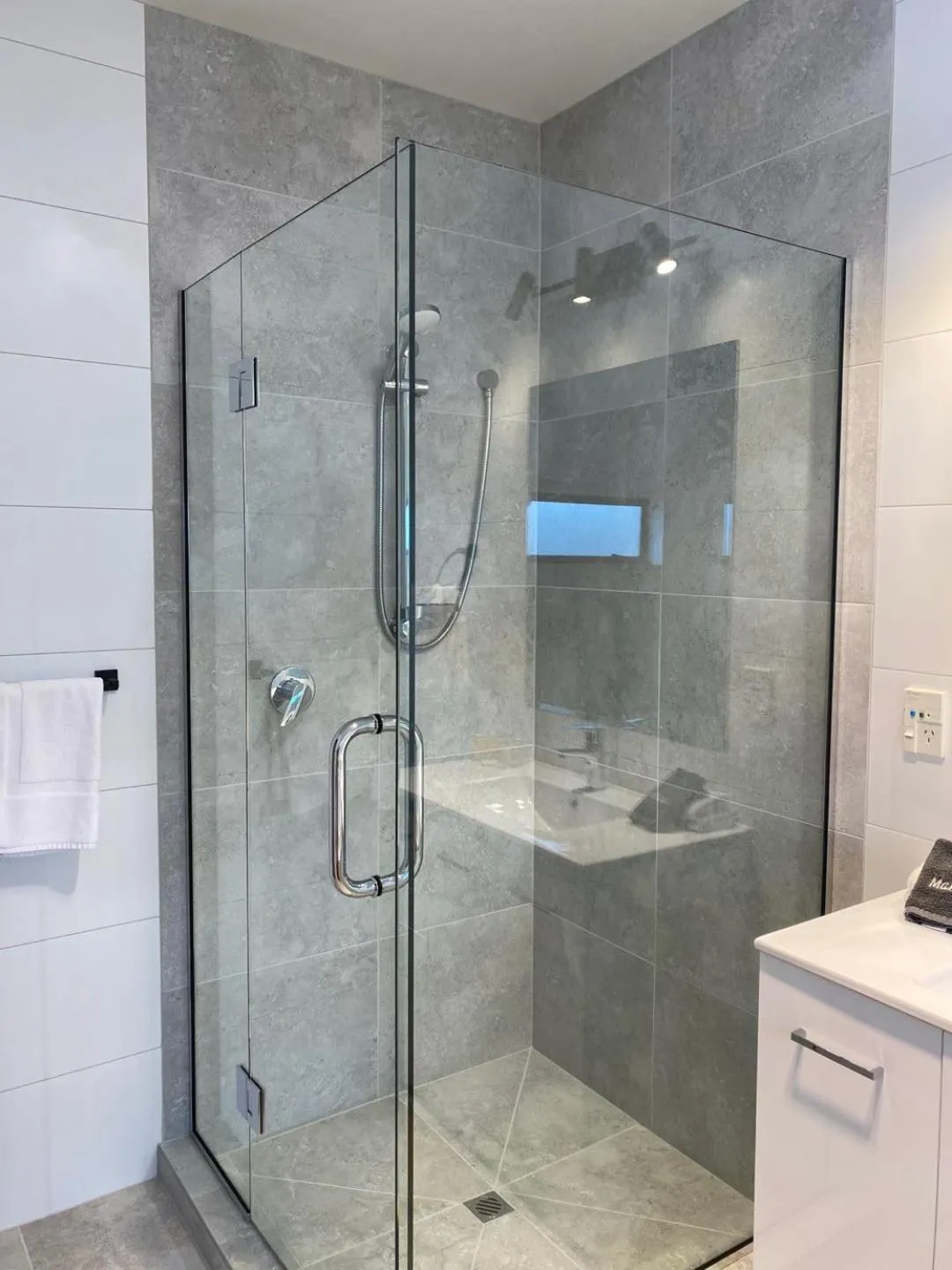 Shower in Southern Comfort Motel