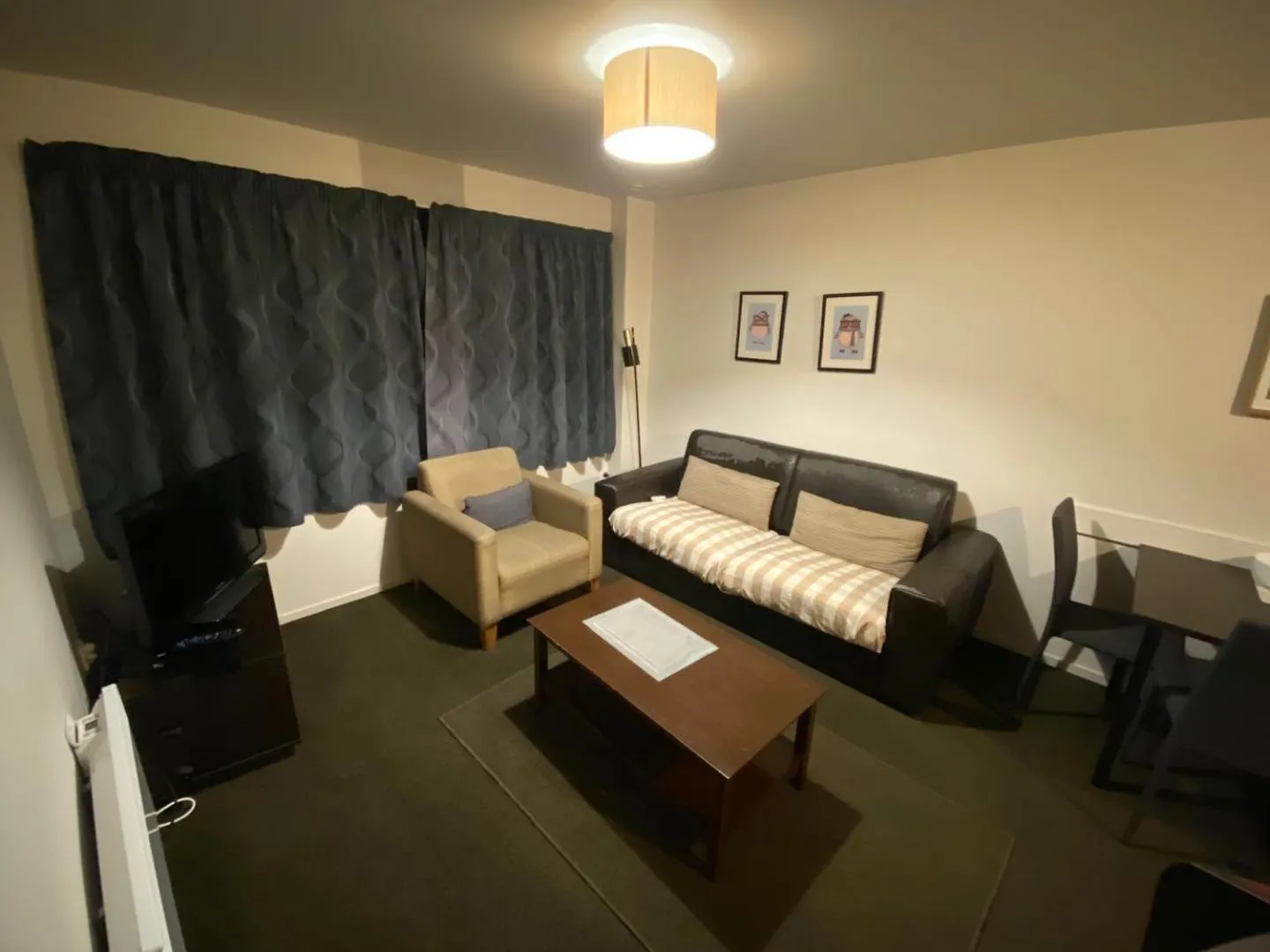 Living room in Southern Comfort Motel