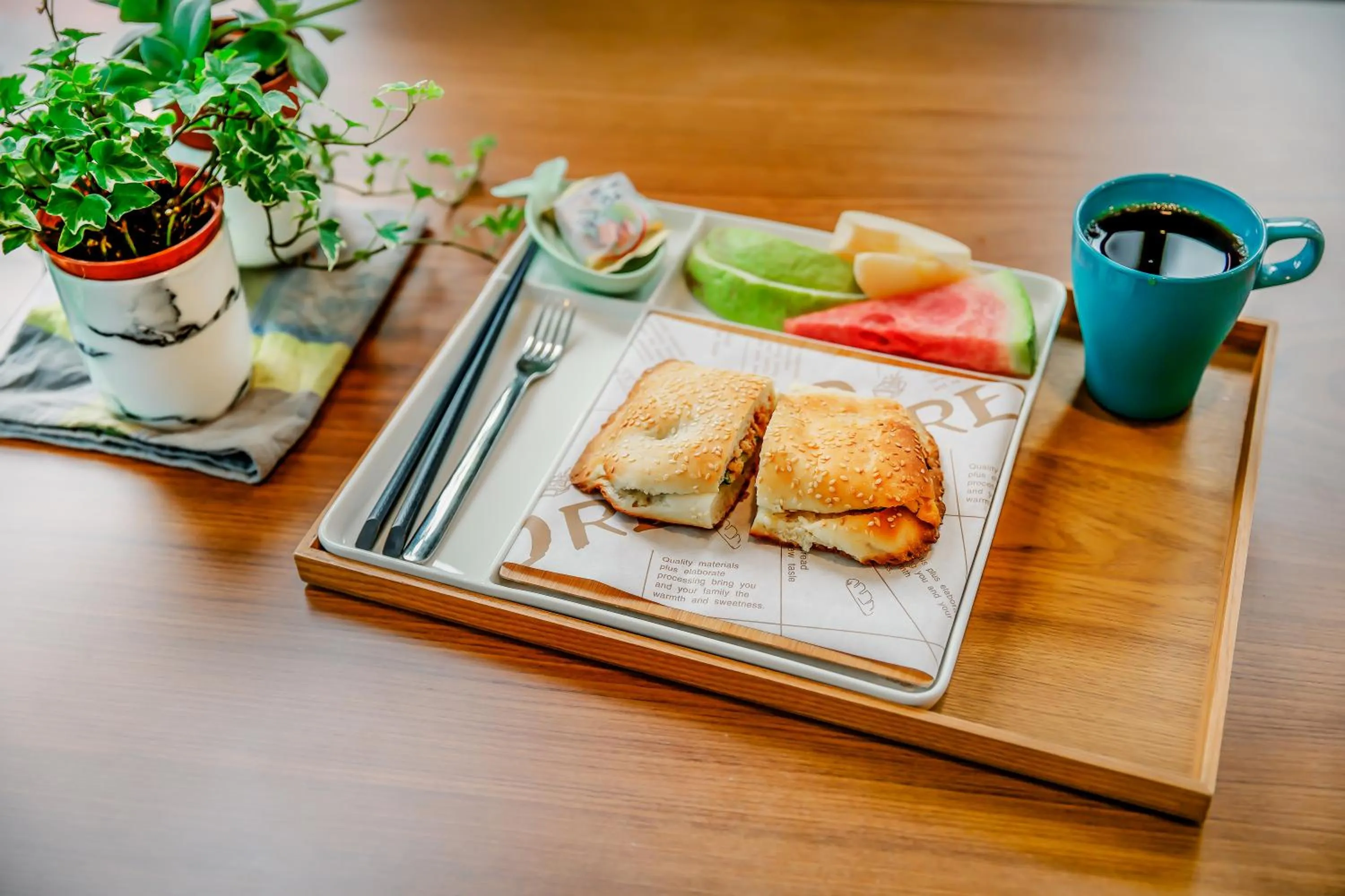 Decorative detail in Party of the Ocean B&B