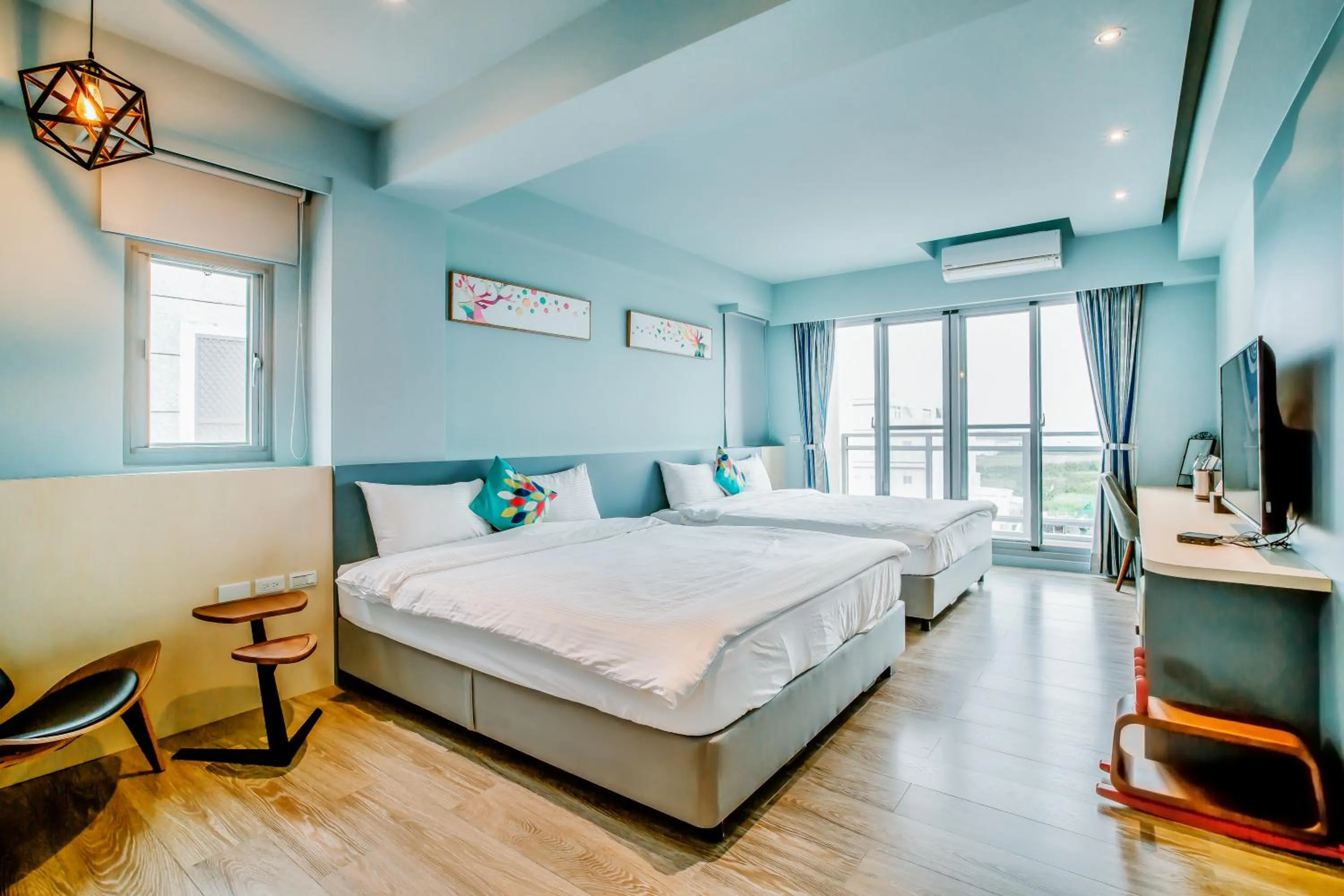 Decorative detail, Bed in Party of the Ocean B&B