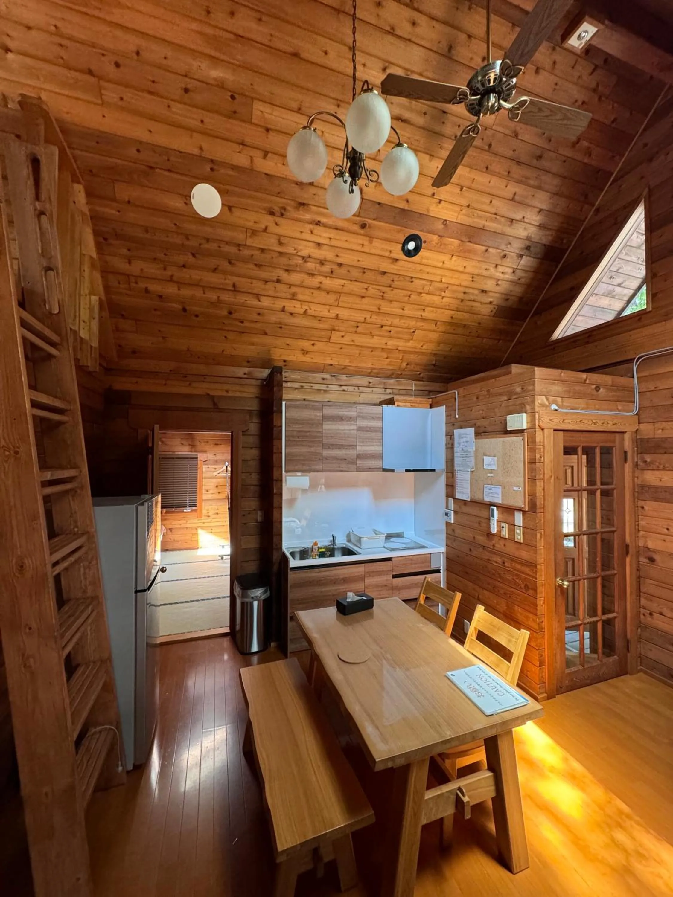 Kitchen or kitchenette in Hakuba Brownie Cottages