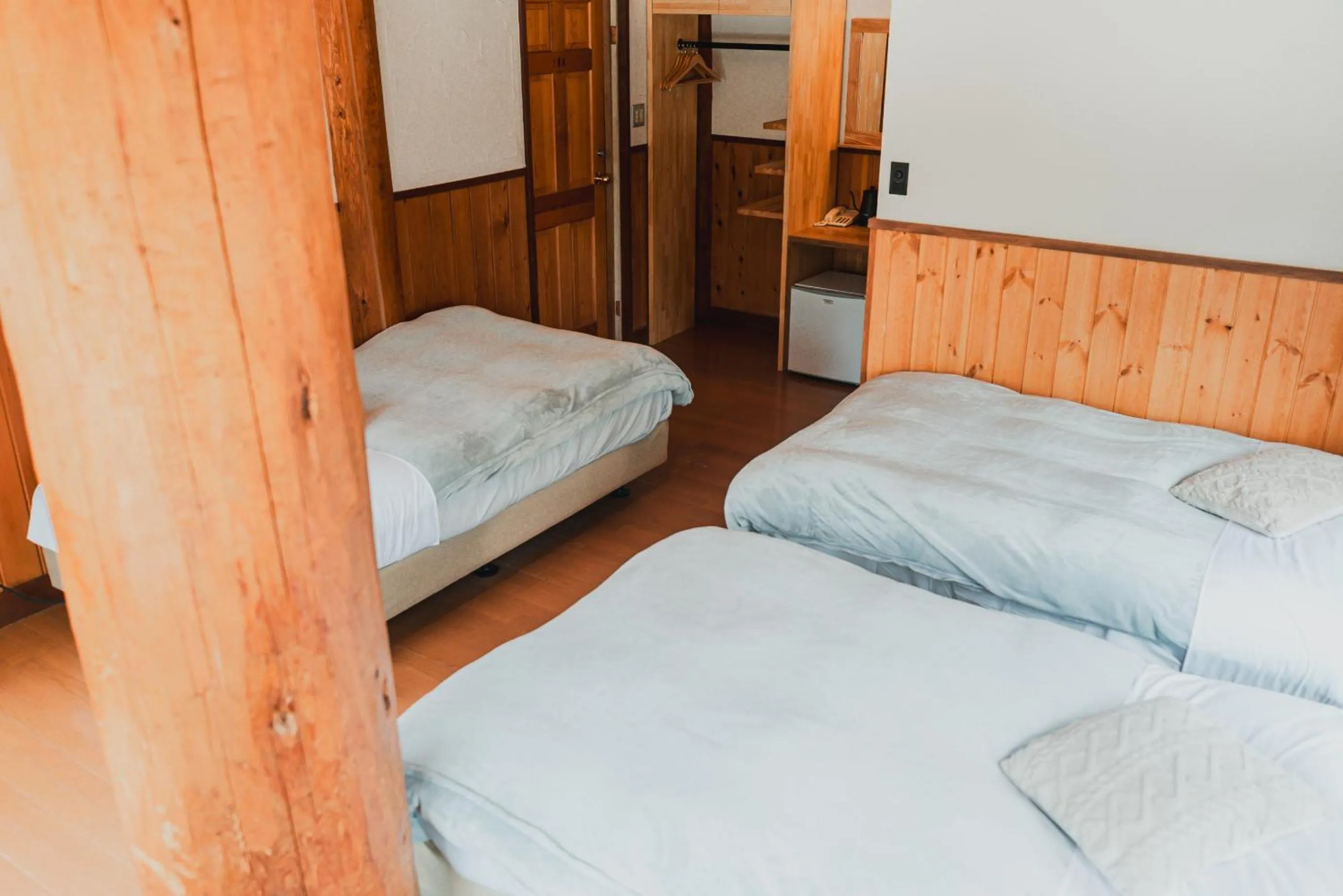 Photo of the whole room, Bed in Hakuba Brownie Cottages
