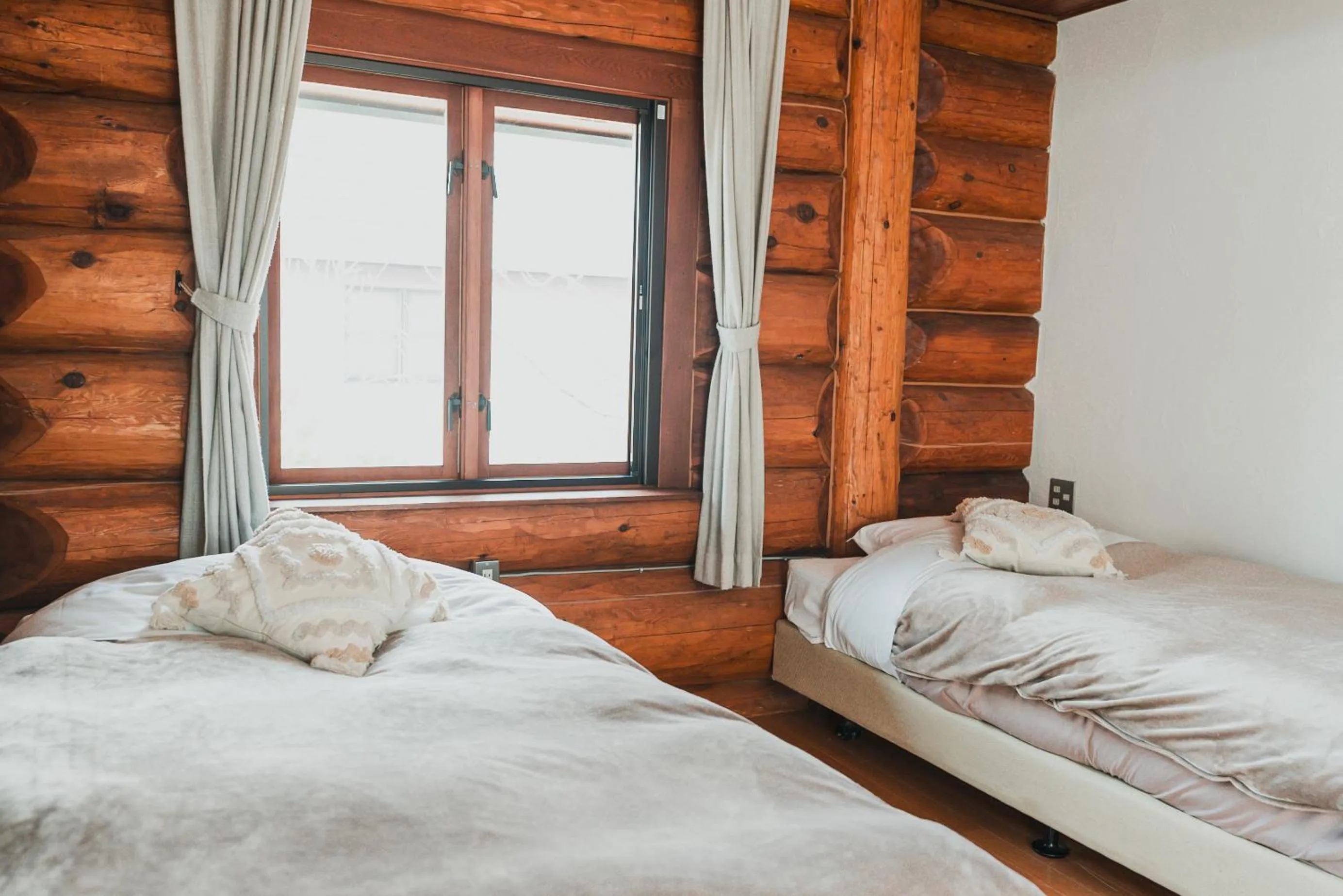 Photo of the whole room, Bed in Hakuba Brownie Cottages