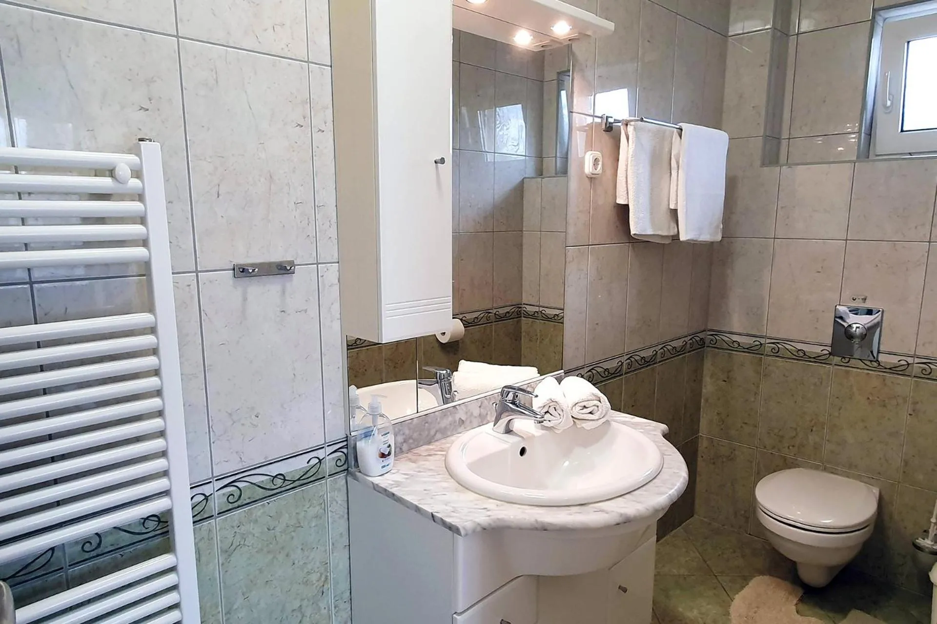 Shower in Anett Villa